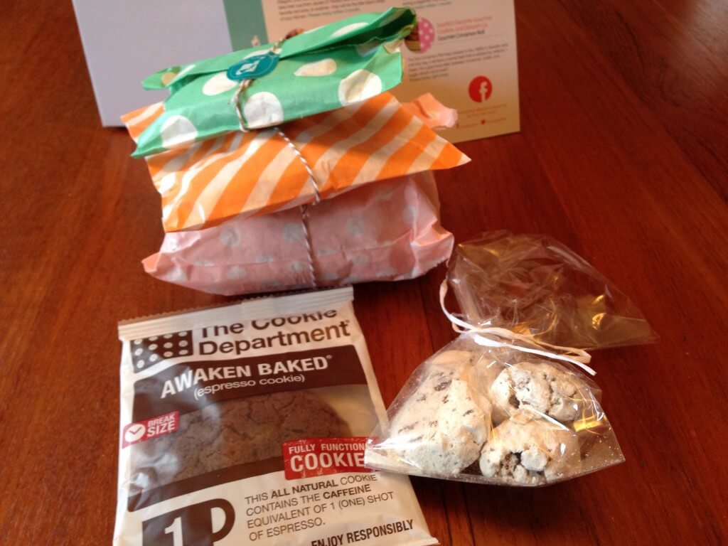September 2014 Orange Glad Review & Coupon – Sweets & Desserts Subscription Box