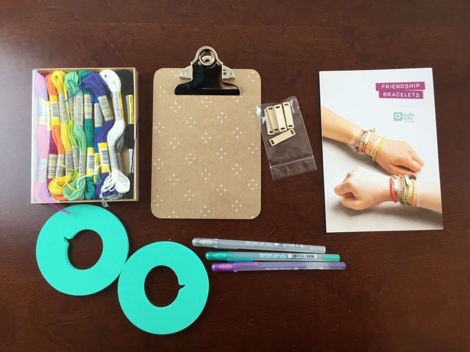 Doodle Crate Review & Coupon – Friendship Bracelets –