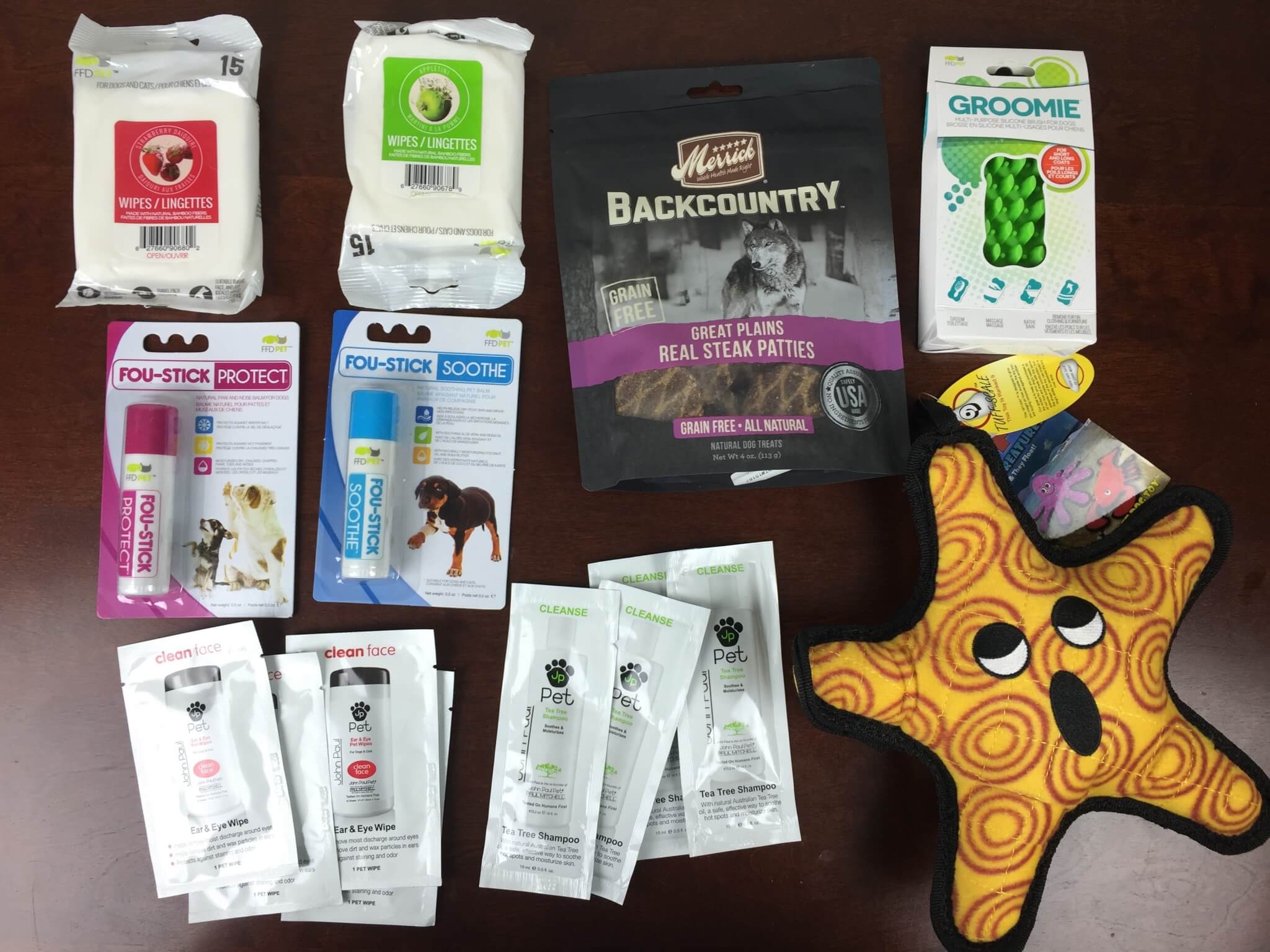 August 2015 True Drool Big Dog Subscription Box Review + $15 Coupon
