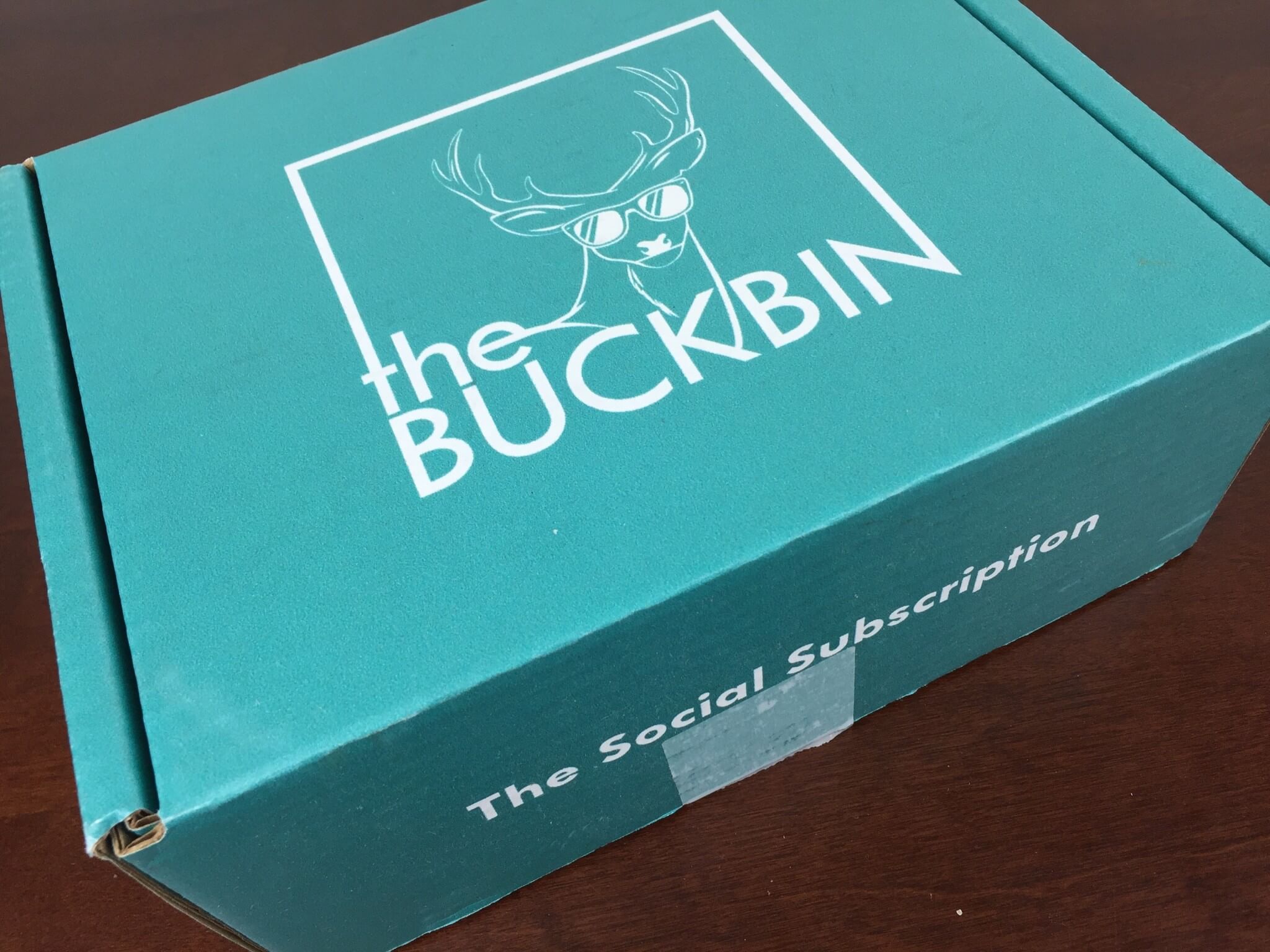 The BuckBin Party & Drinking Subscription Box Review & Coupon – September 2015