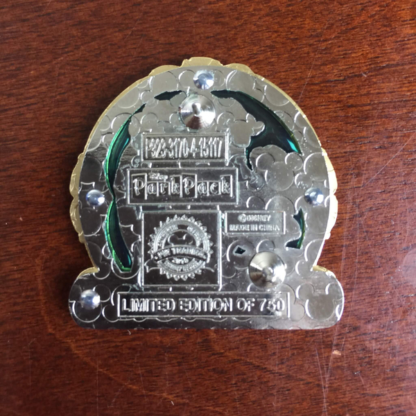 disney park pack pin trading september 2015 IMG_9237