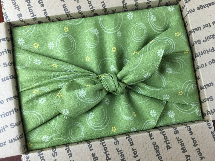 snakku september 2015 box