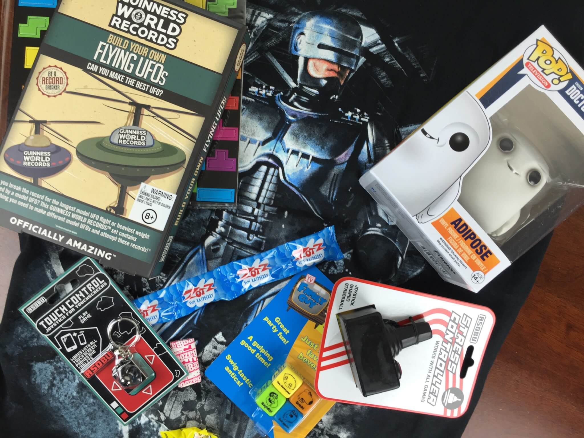 Powered Geek Box November 2015 Subscription Review + Coupon