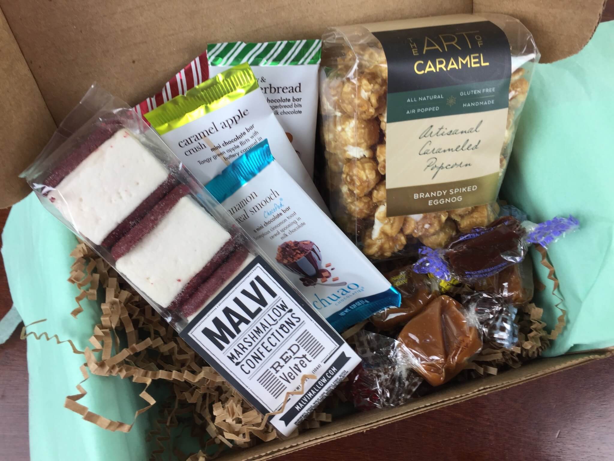 Treatsie December 2015 Subscription Box Review + Coupons