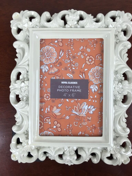 Little Lace Box December 2015 photo frame