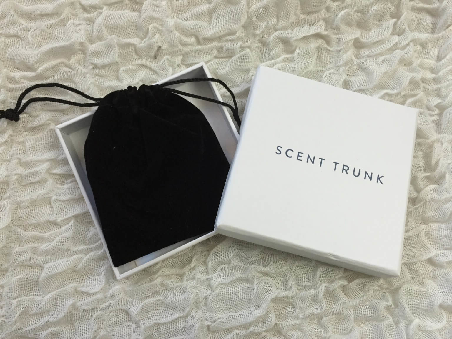 Scent Trunk March 2016 Subscription Box Review & Coupon