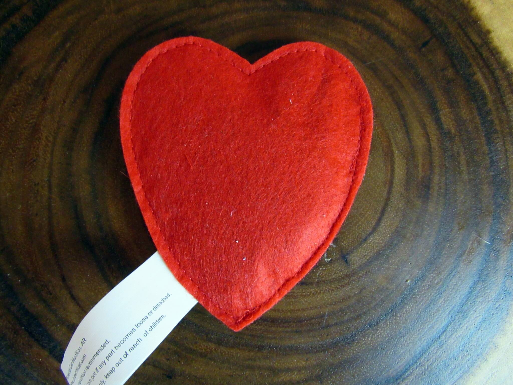 Imperial Cat Heart Toy