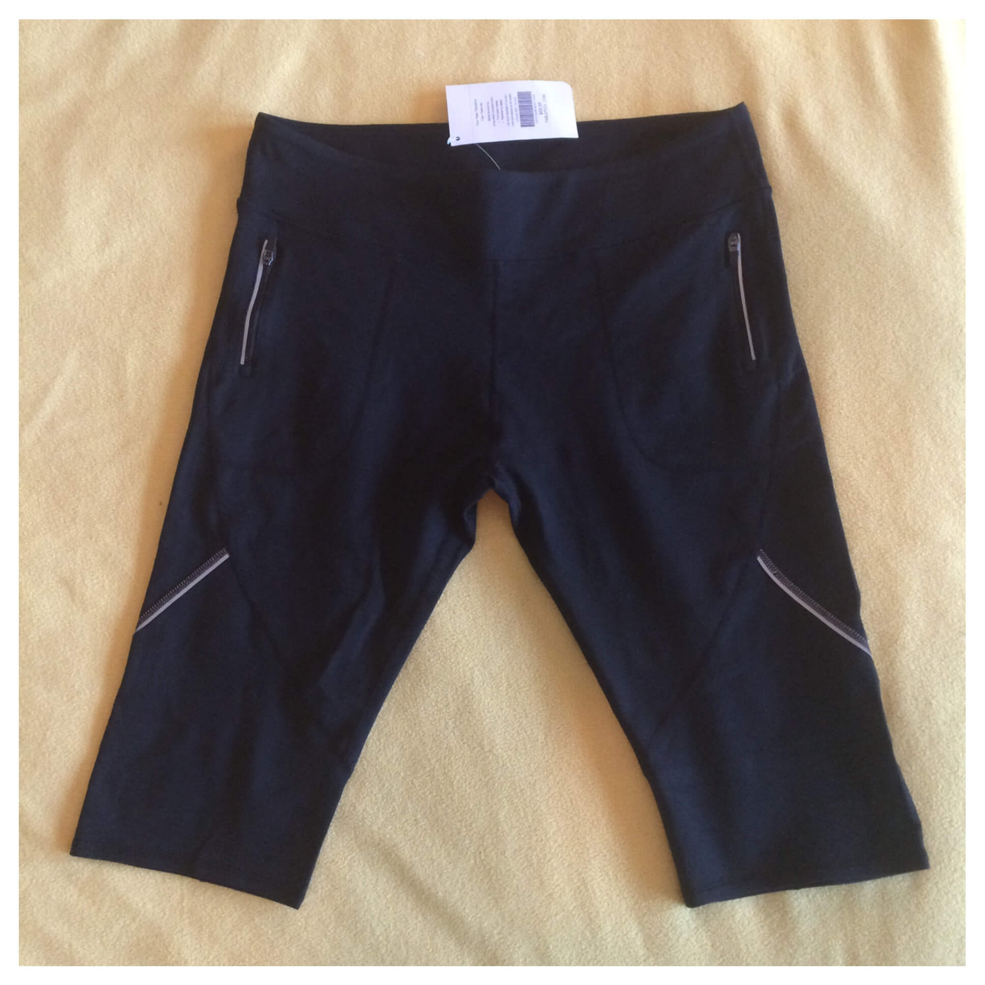 Catalina Crop - Flat