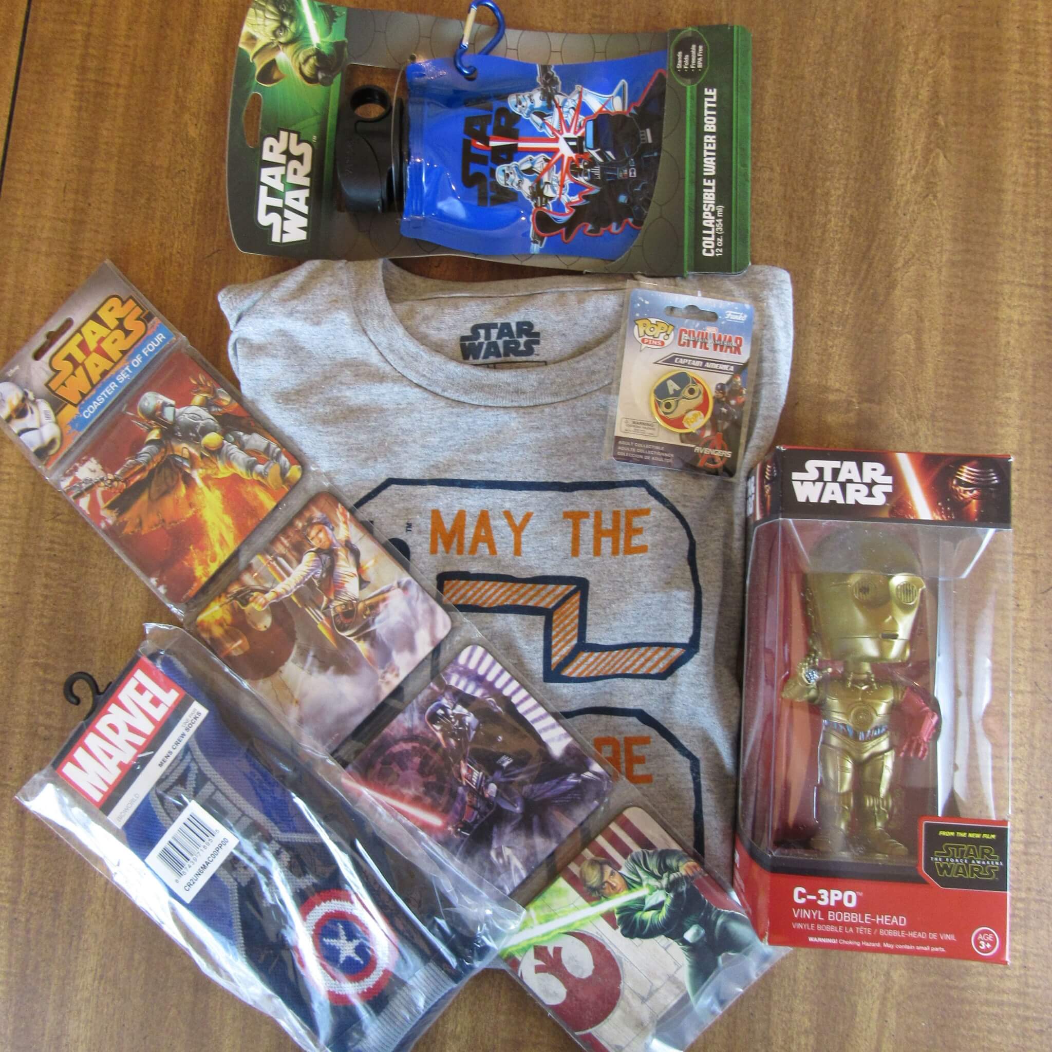 April 2016 Powered Geek Box