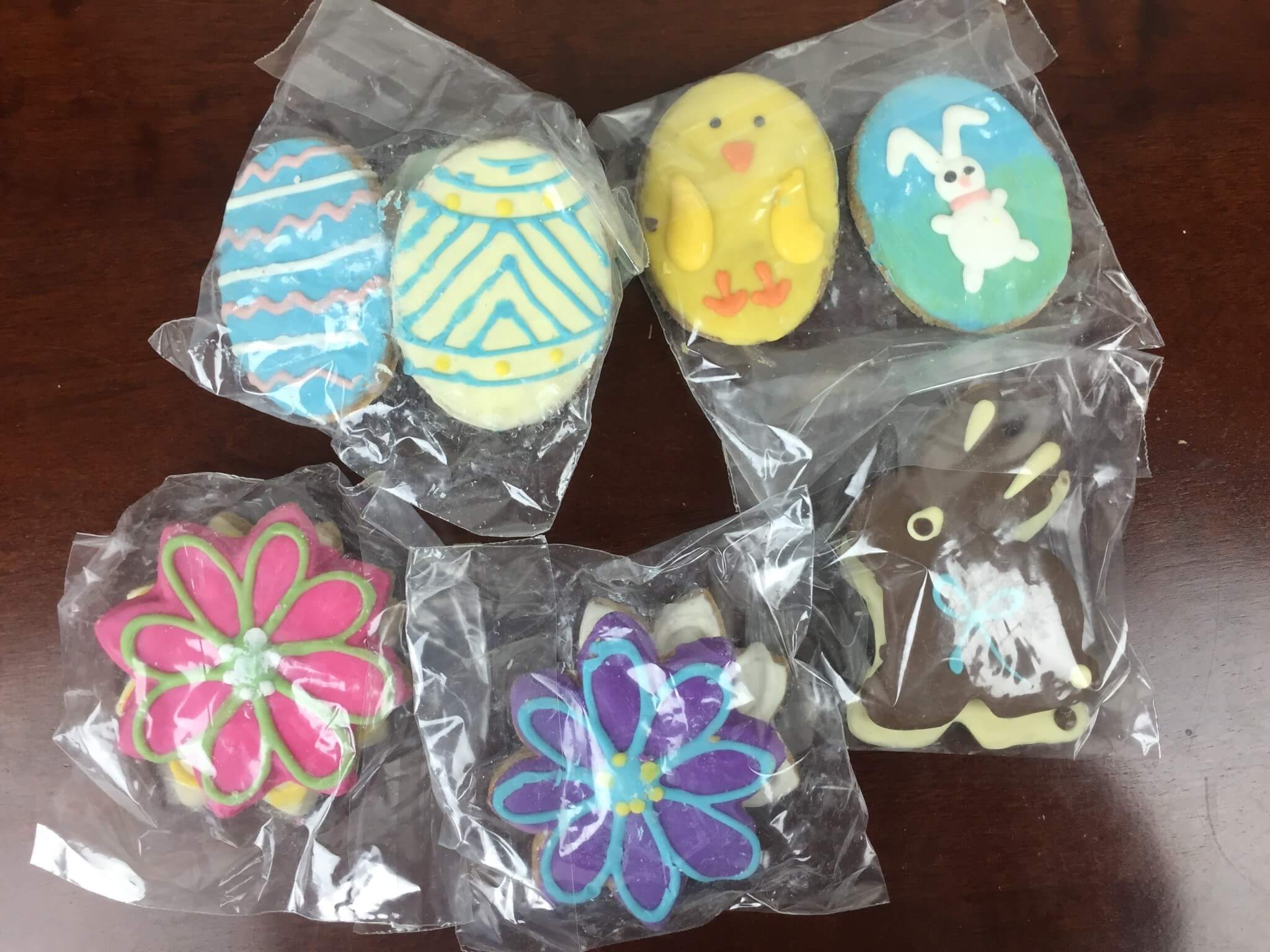 Petite Fours Treats April 2016 Monthly Subscription Box Review