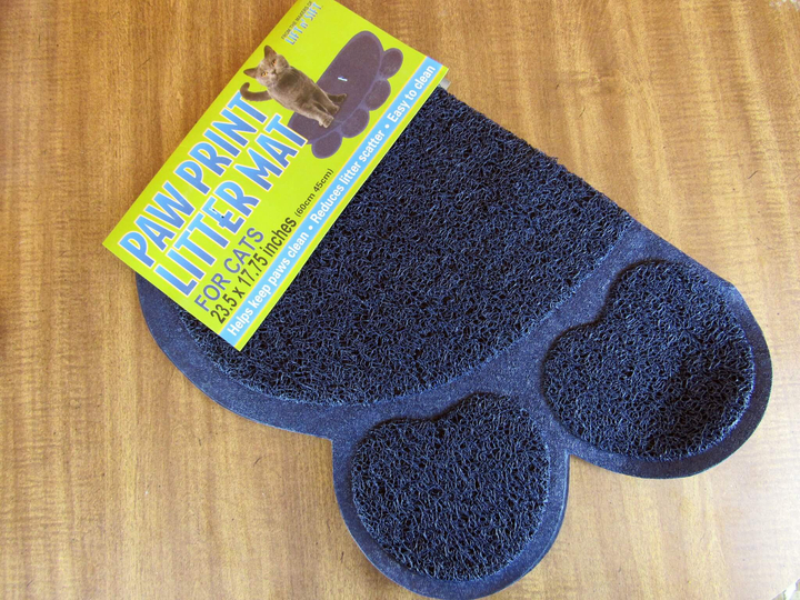 Paw Print Litter Mat
