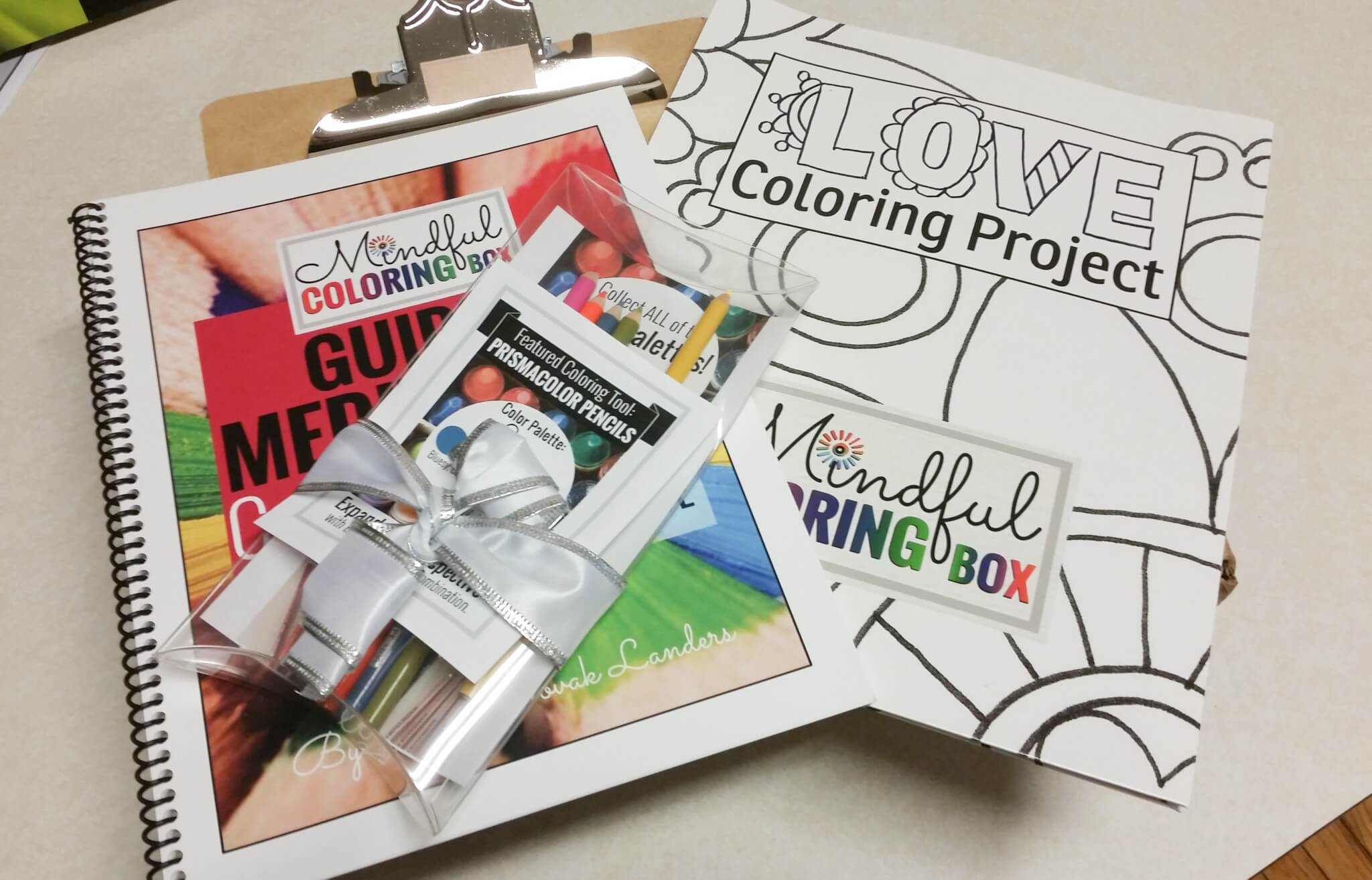 Mindful Coloring Box Subscription Box Review + Coupon – May 2016