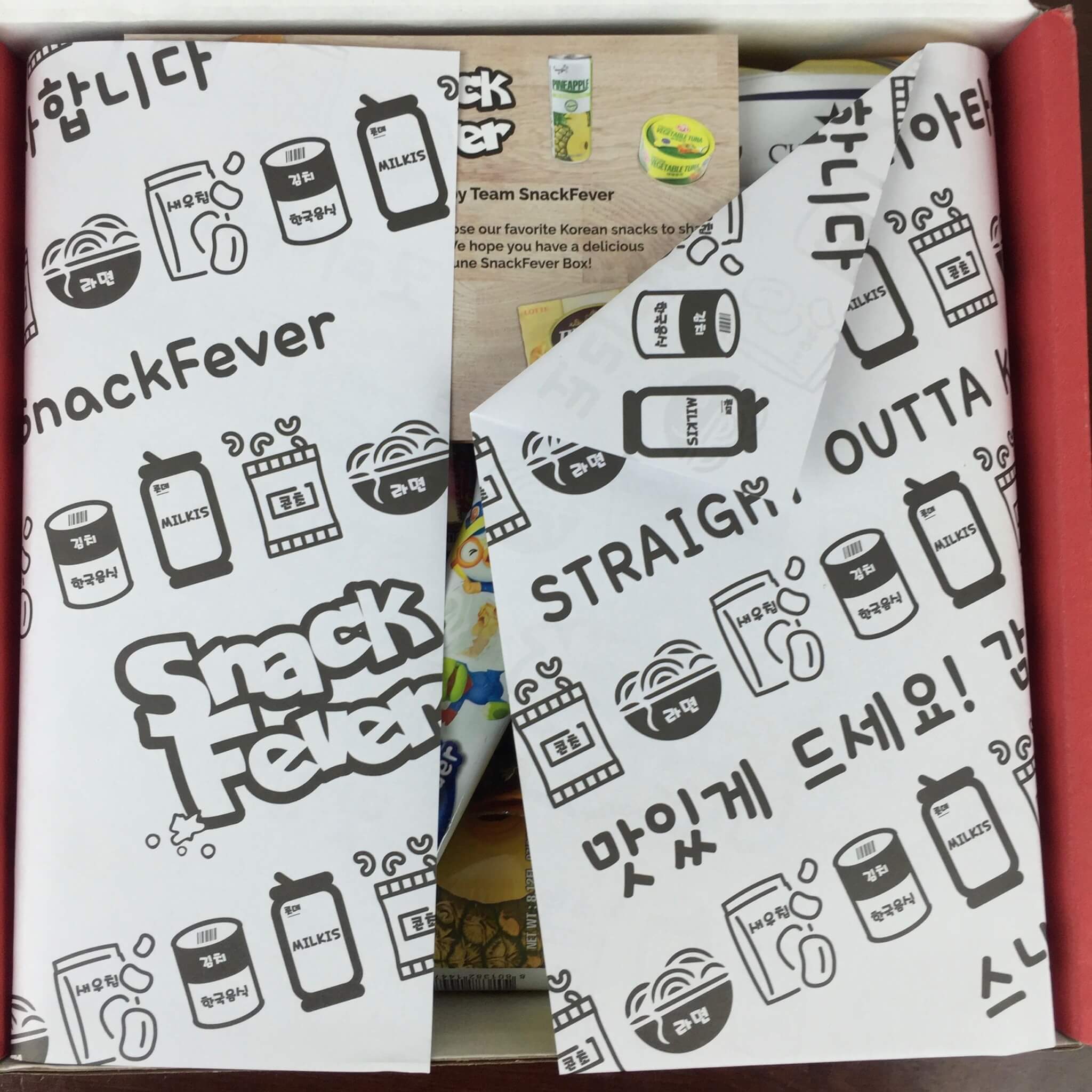 Snack Fever Deluxe Box June 2016 unboxing