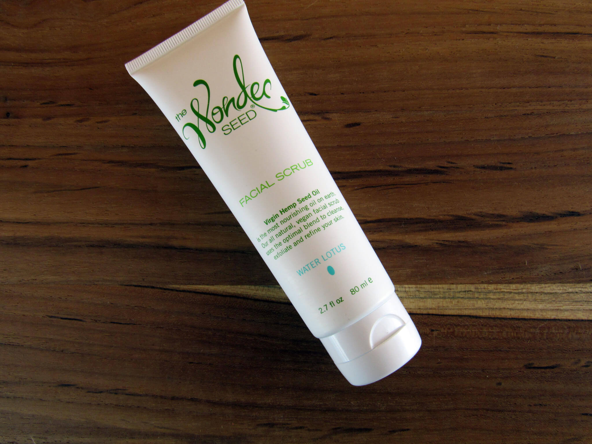 The wonder Seed Facial Scrub