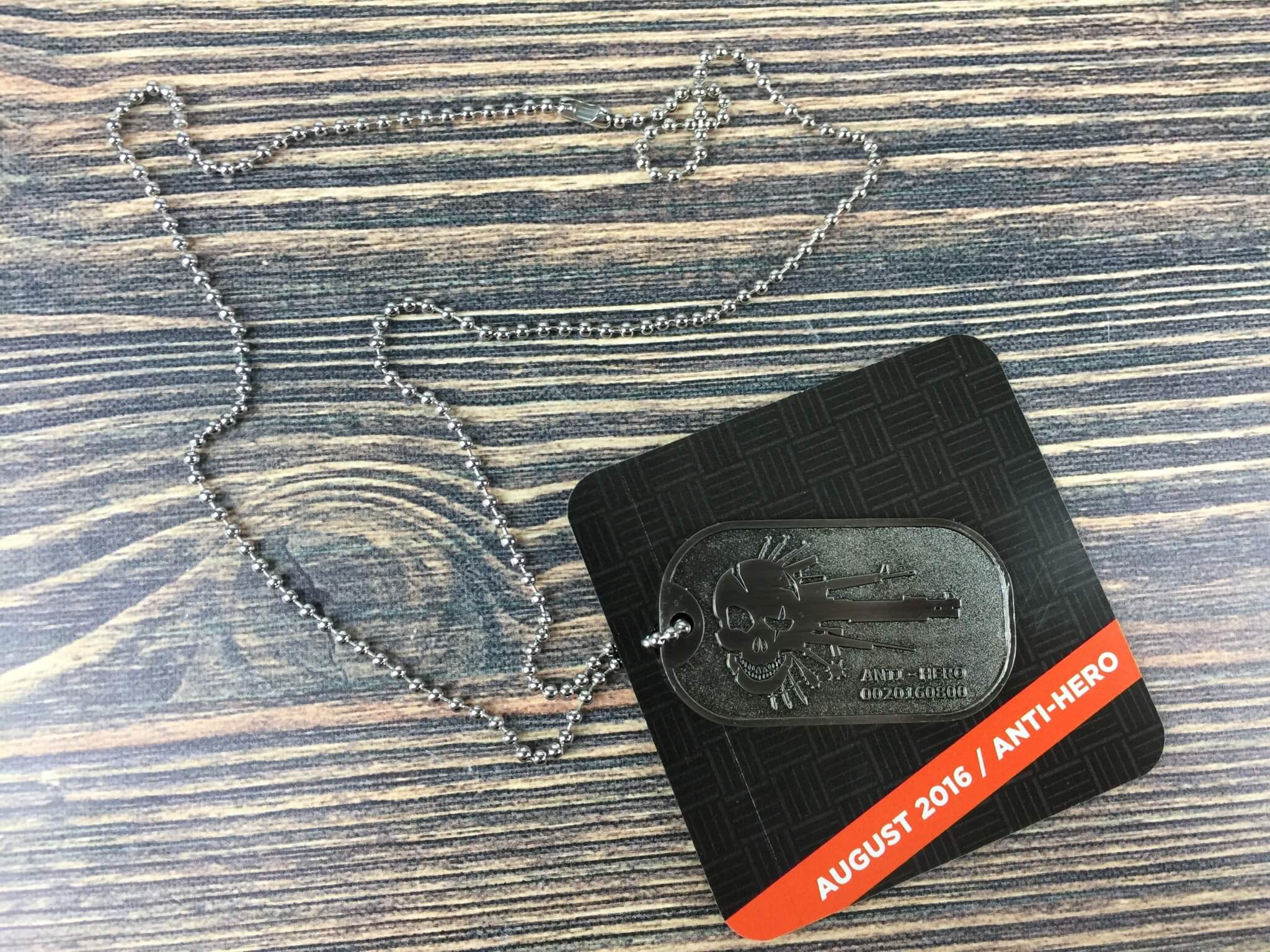 Loot Crate DX August 2016 (6)