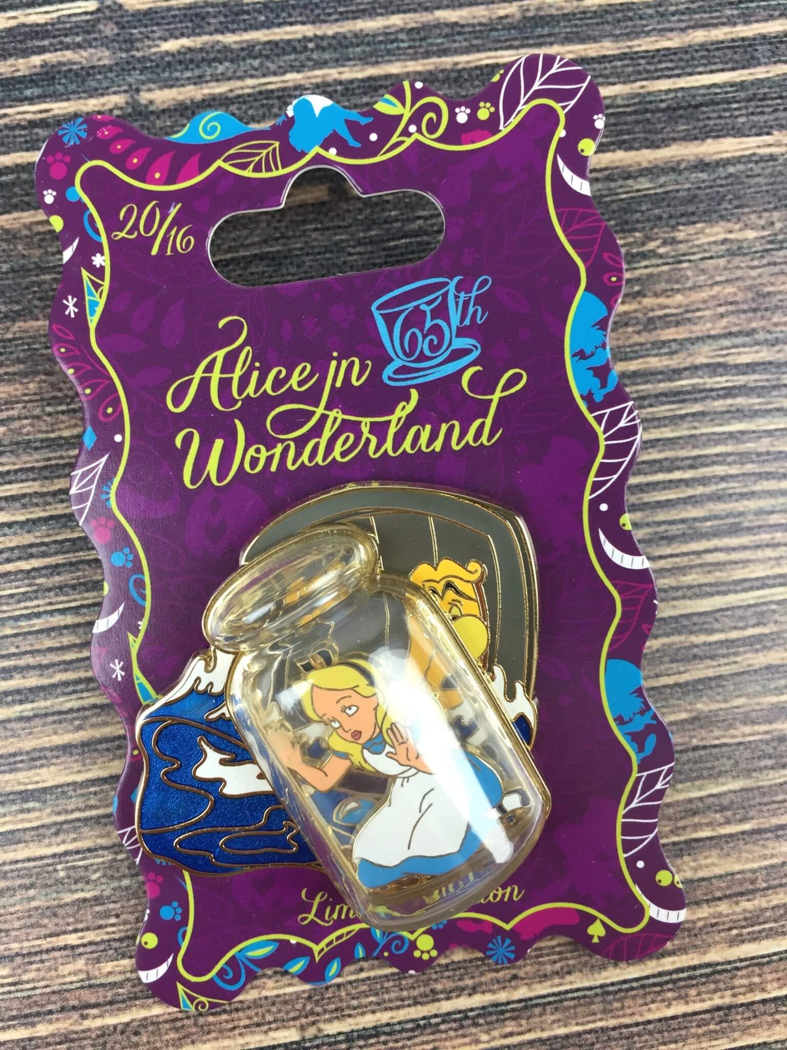 Mickey Monthly Pin Edition Subscription Box Review – August 2016