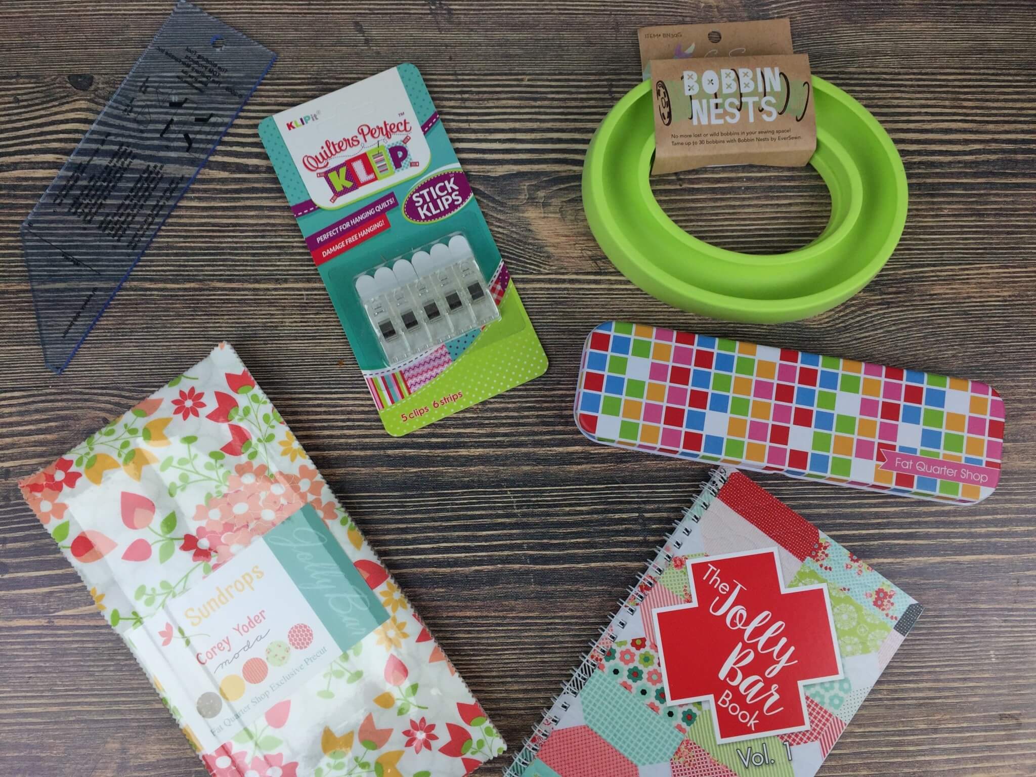 Sew Sampler August 2016 review