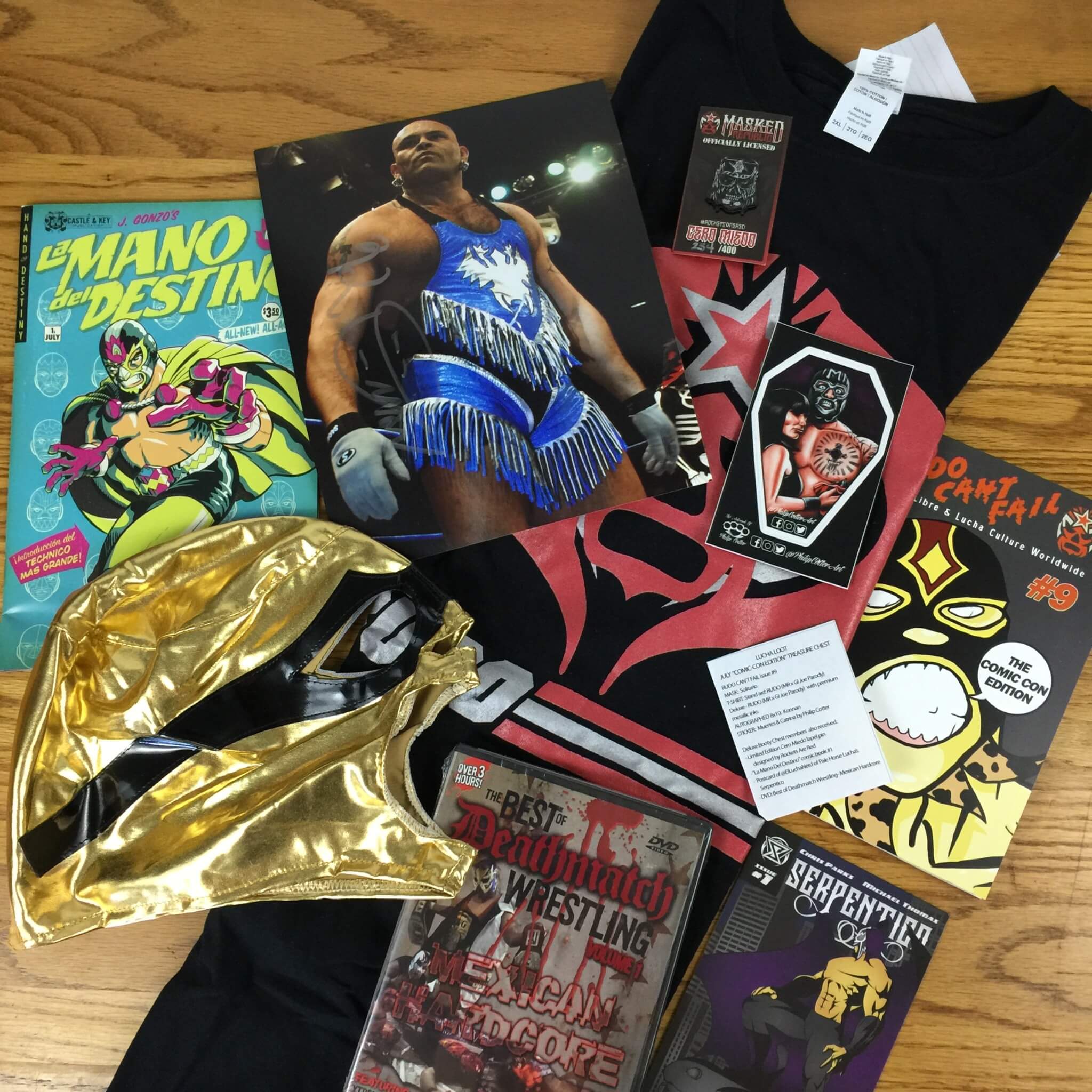 Lucha Loot Subscription Box Review & Coupon – July 2016