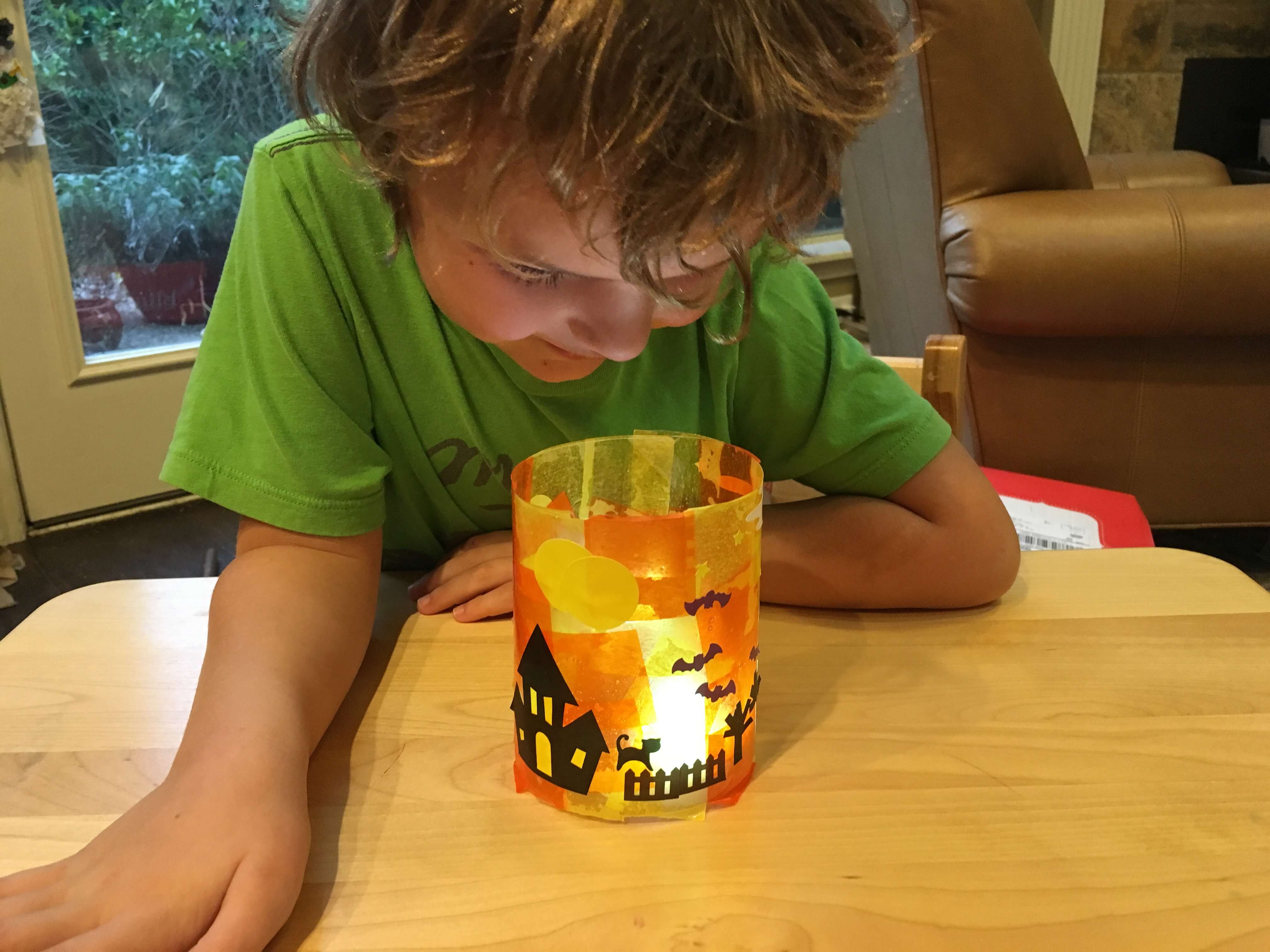 Kiwi Crate Halloween Luminaries Review