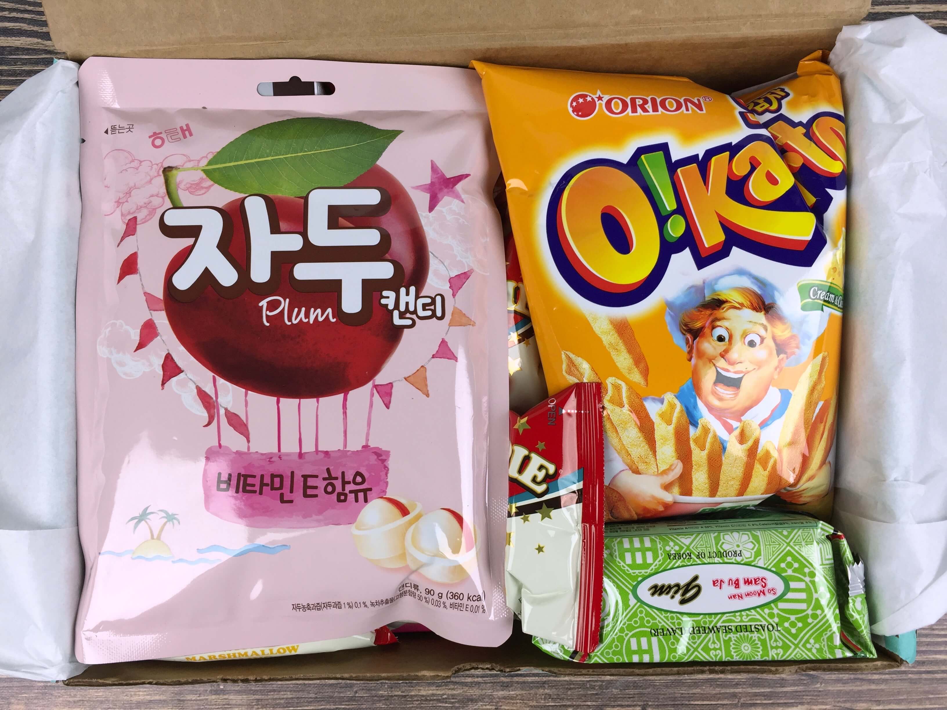treats-box-september-2016-unboxed