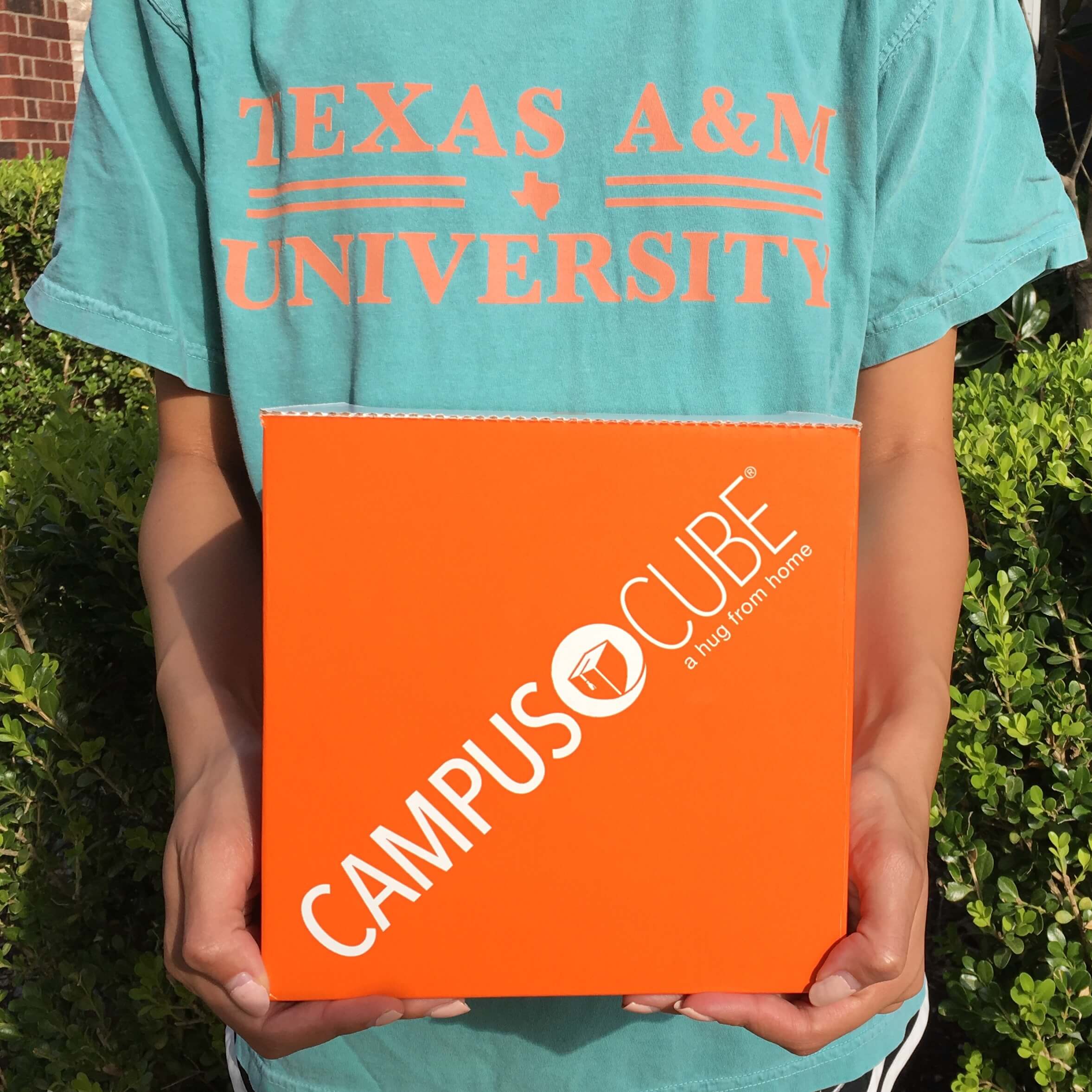 CampusCube College Care Package October 2016 Subscription Box Review + Coupon – Girls!