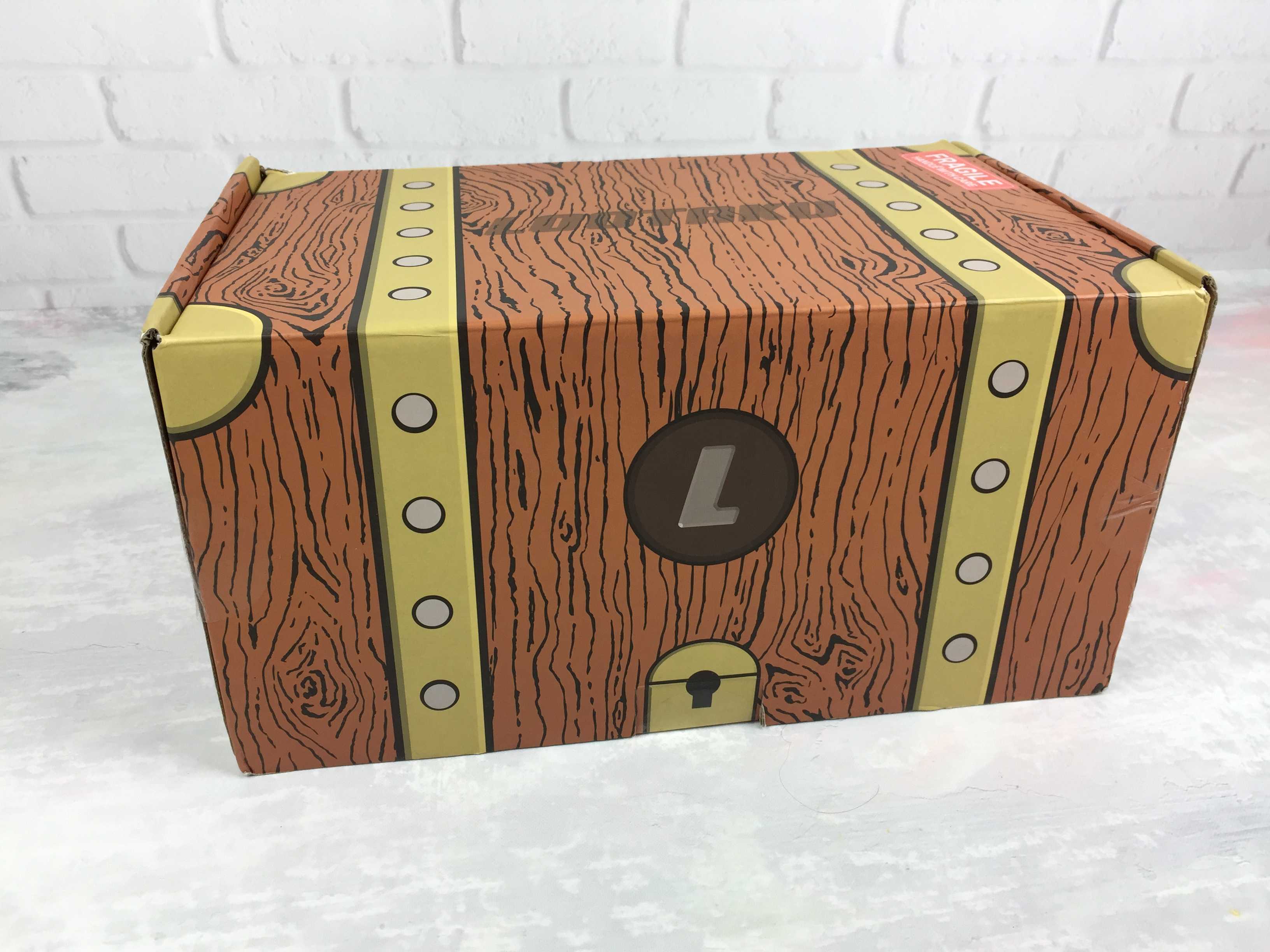 lootaku-october-2016-box