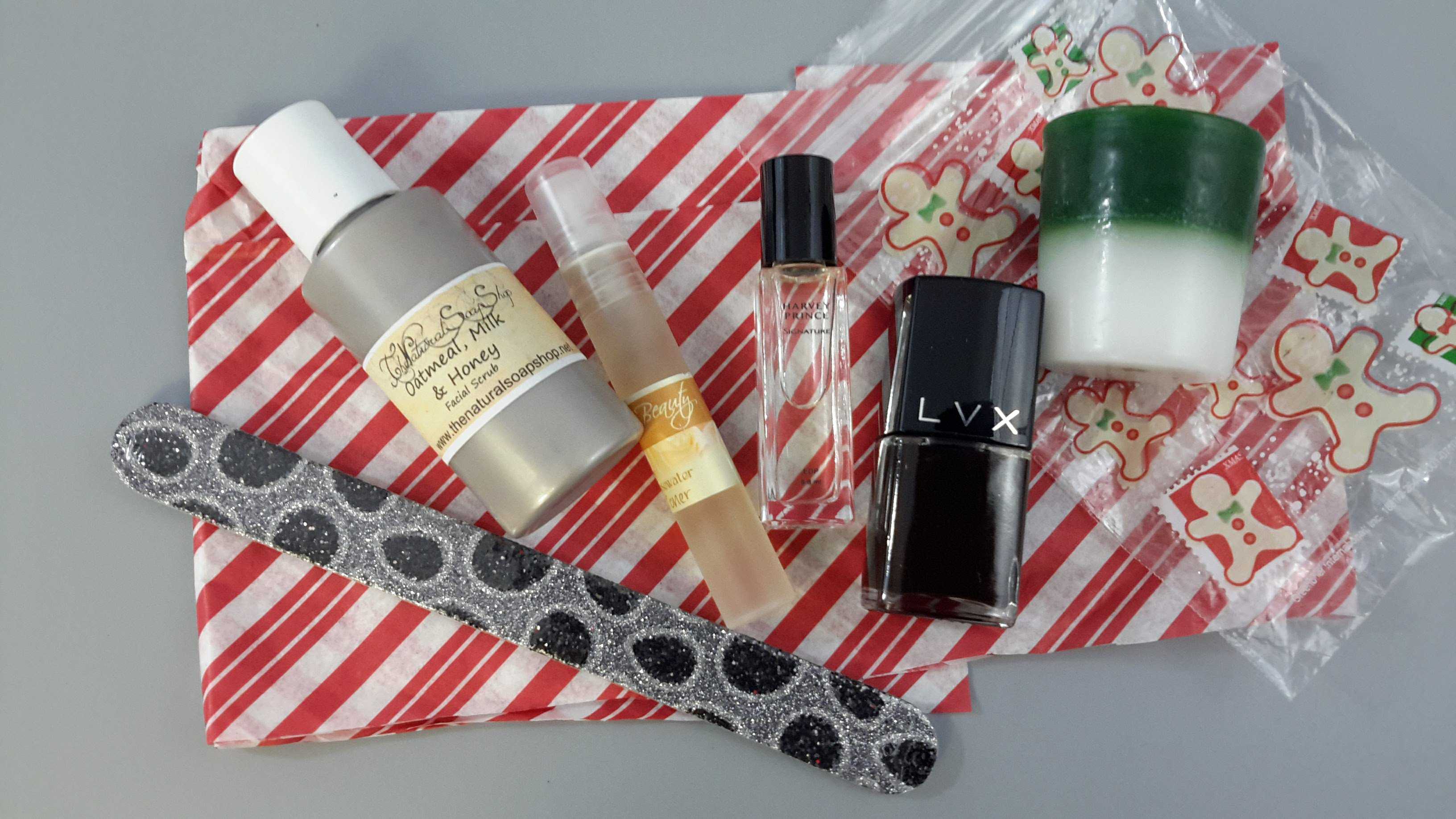 Imperial Glamour Beauty Box December 2016 Subscription Box Review + Coupon