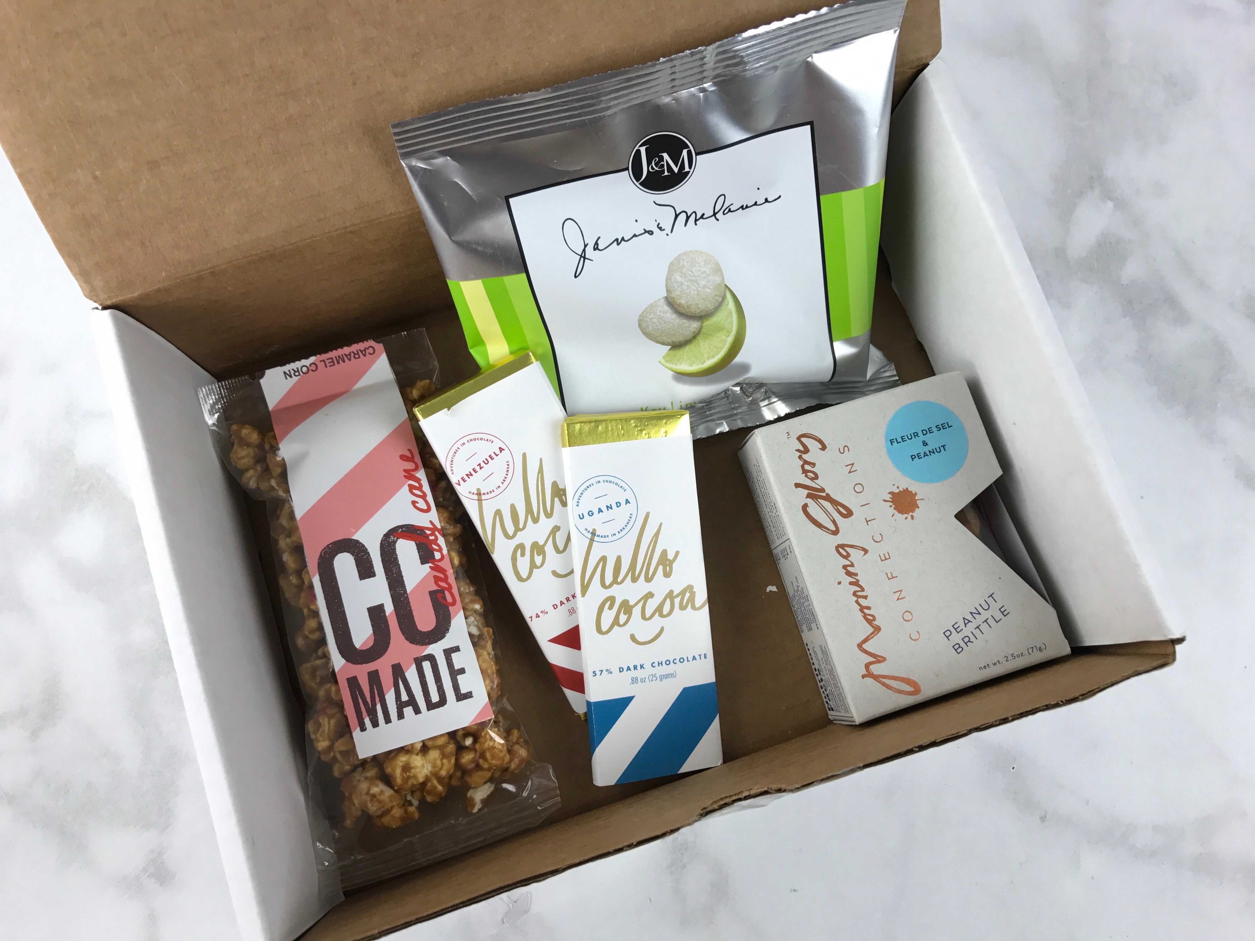 Treatsie December 2016 Subscription Box Review + Coupons