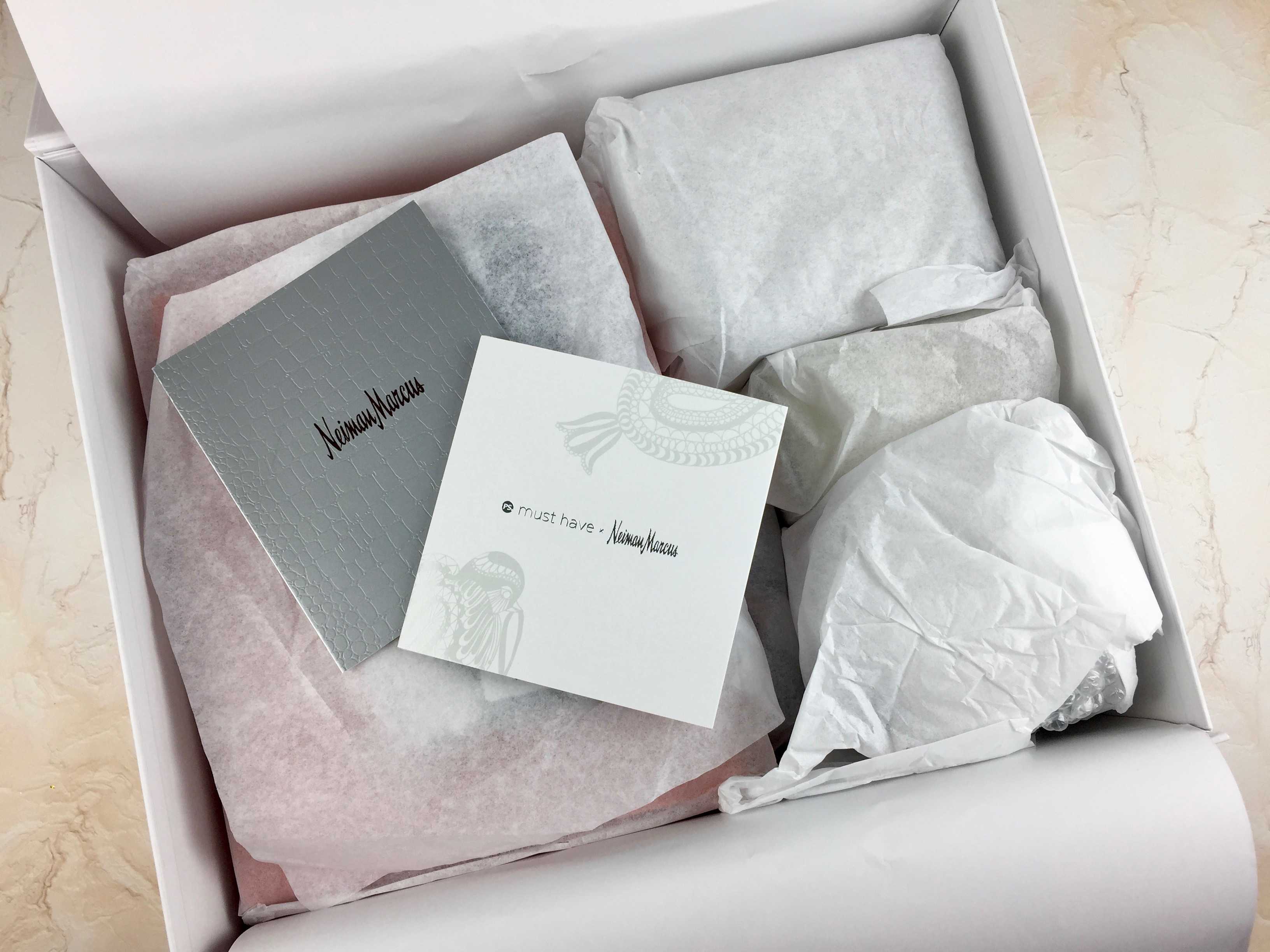 neiman-marcus-popsugar-must-have-box-december-2016-unboxing
