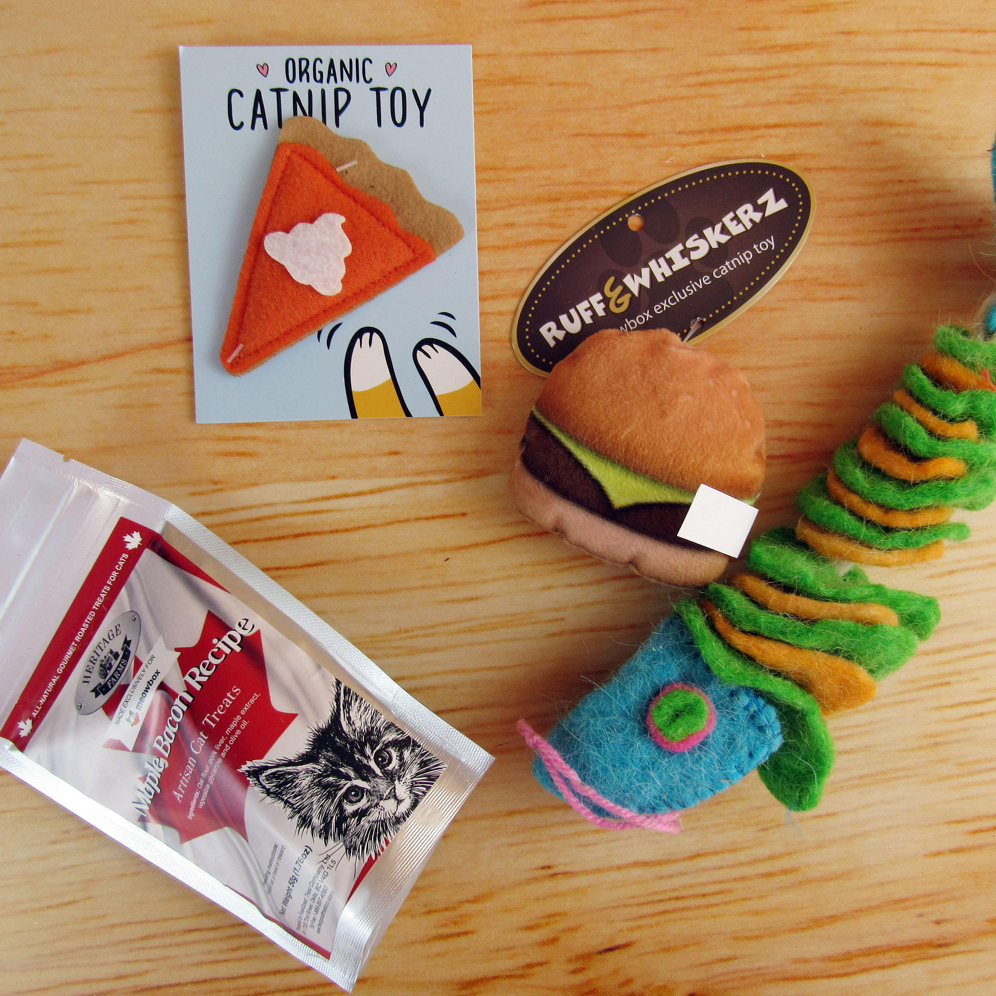 November 2016 Meowbox Subscription Box Review & Coupon