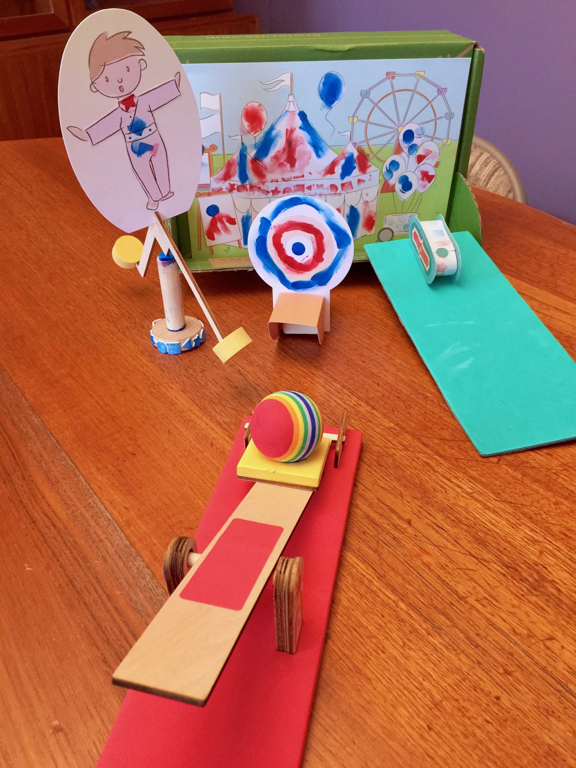 Kiwi Crate   Review & Coupon – PHYSICS CARNIVAL!