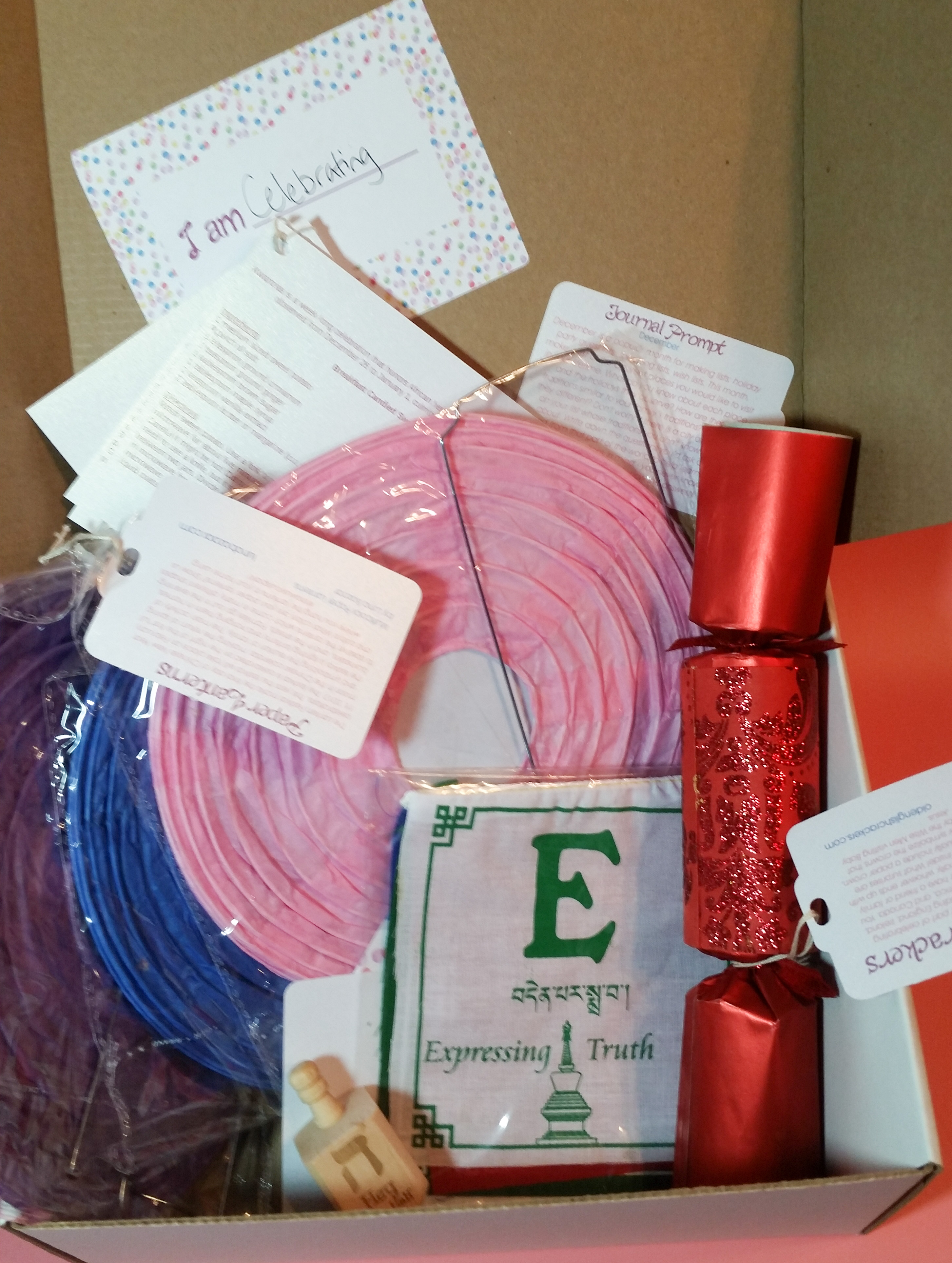 Show Us Your Spark Subscription Box Review – December 2016