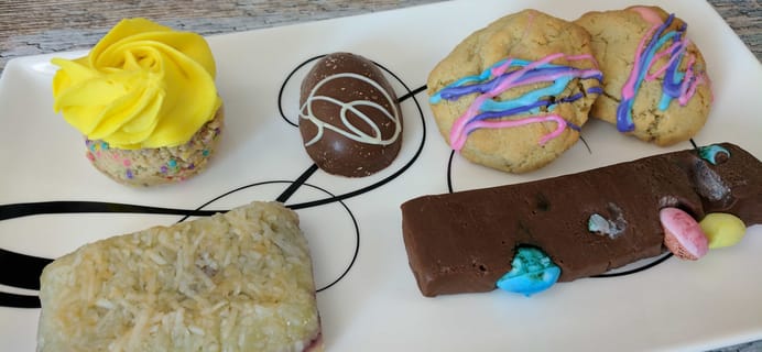 Bakers Krate April 2017 Subscription Box Review + Coupon!