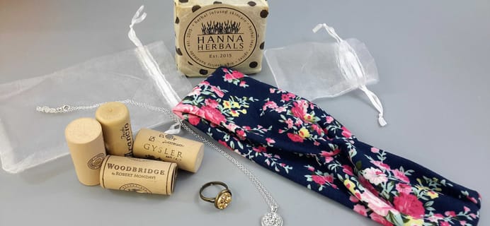 Box of Happies April 2017 Subscription Box Review