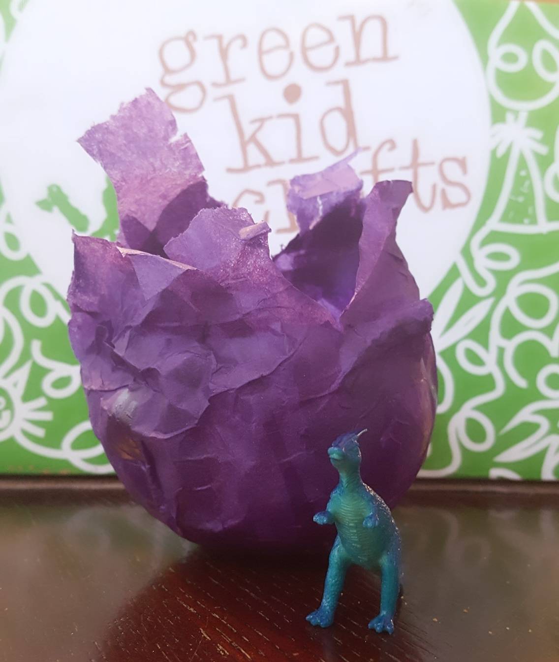 Green Kid Crafts Dinosaur Subscription Box Review + 50% Off Coupon!