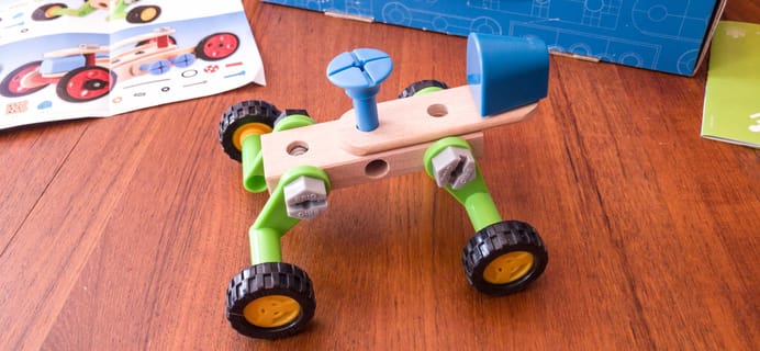 Amazon STEM Toy Club August 2017 Subscription Box Review – 3 to 4 Year Old Box