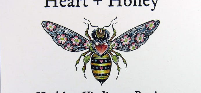 Heart + Honey August 2017 Subscription Box Review + Coupon –  Queen Bee Box [ADULT]
