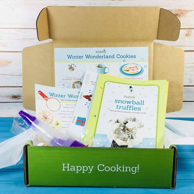 Kidstir December 2017 Subscription Box Review + Coupon!