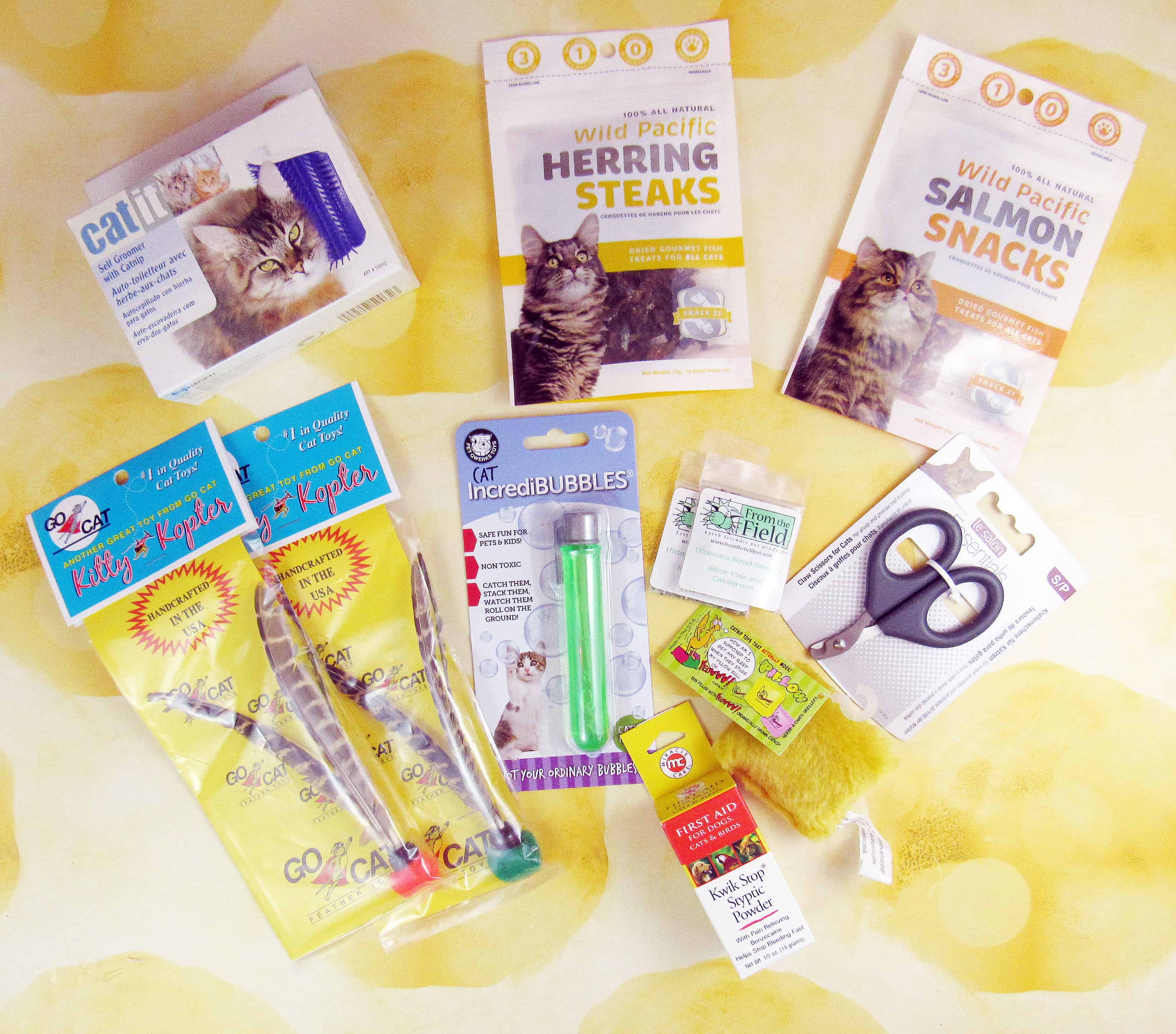 VetPet Box Cat April 2018 Subscription Box Review – Multiple Cats