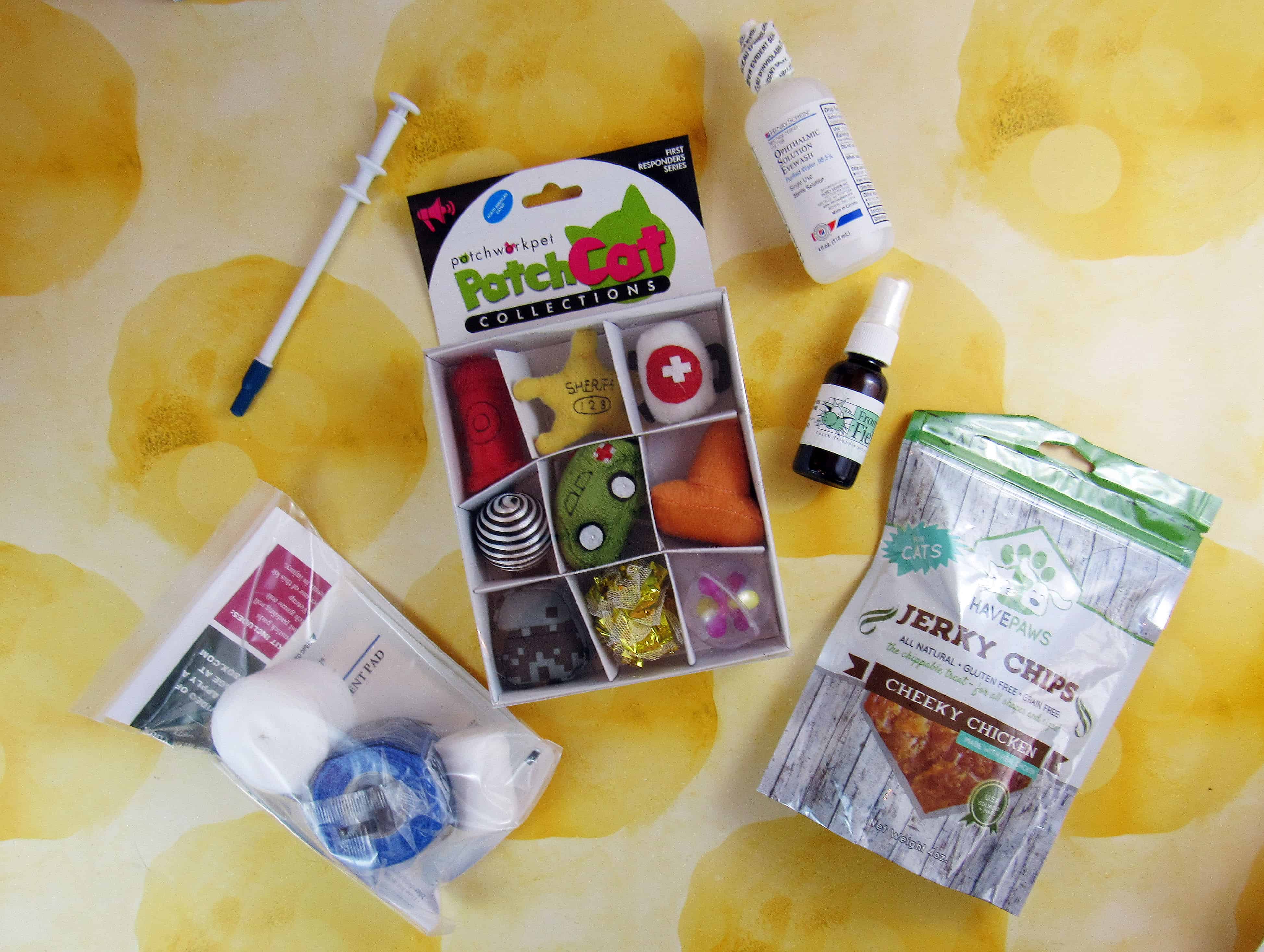 VetPet Box Cat March 2018 Subscription Box Review – Multiple Cats