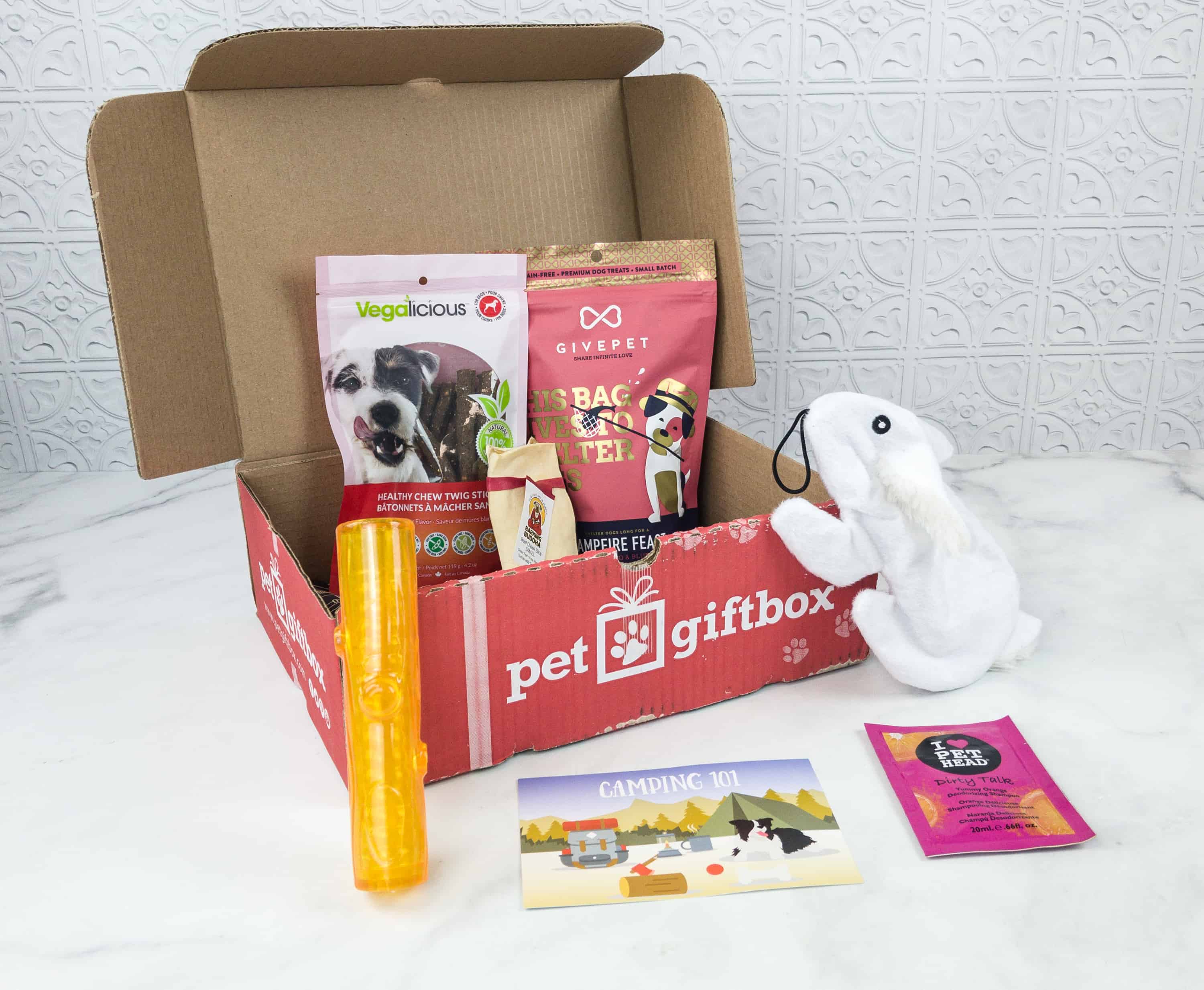 PetGiftBox August 2018 Subscription Box Review + 50% Off Coupon