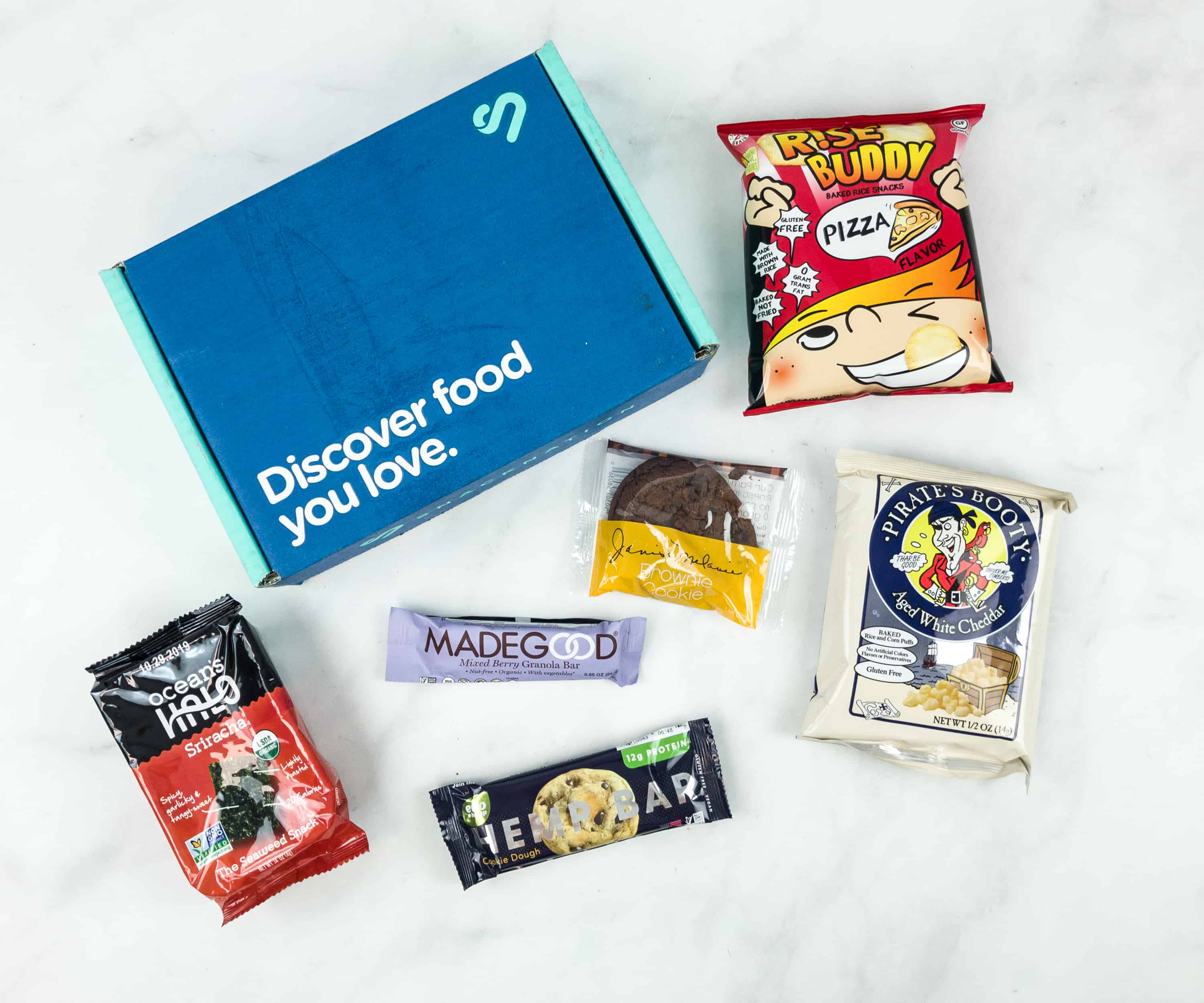 Snack Nation December 2018 Subscription Box Review + Coupon!