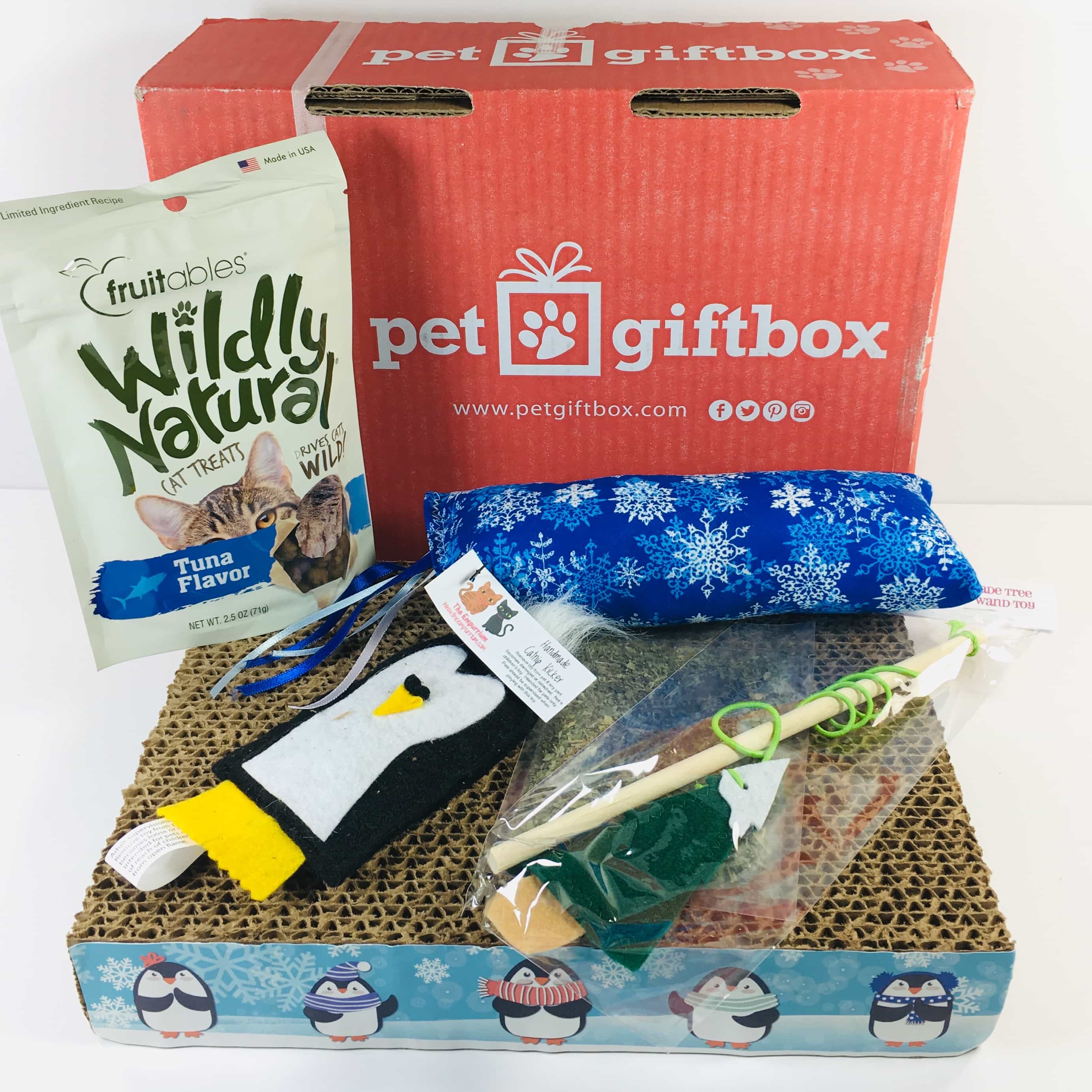 PetGiftBox Cat December 2018 Subscription Box Review + 50% Off Coupon