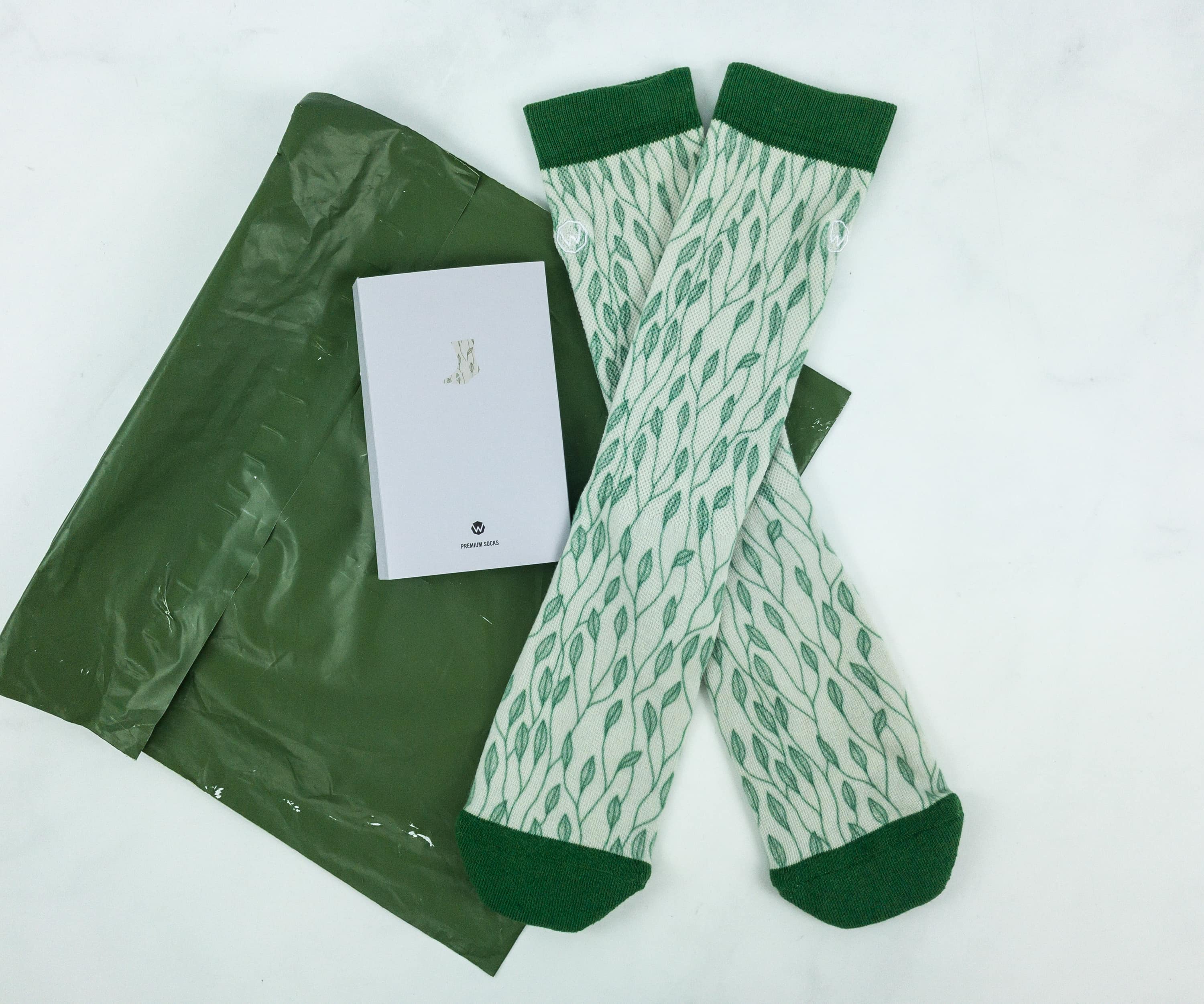 Wohven Socks Subscription April 2019 Review + Coupon!