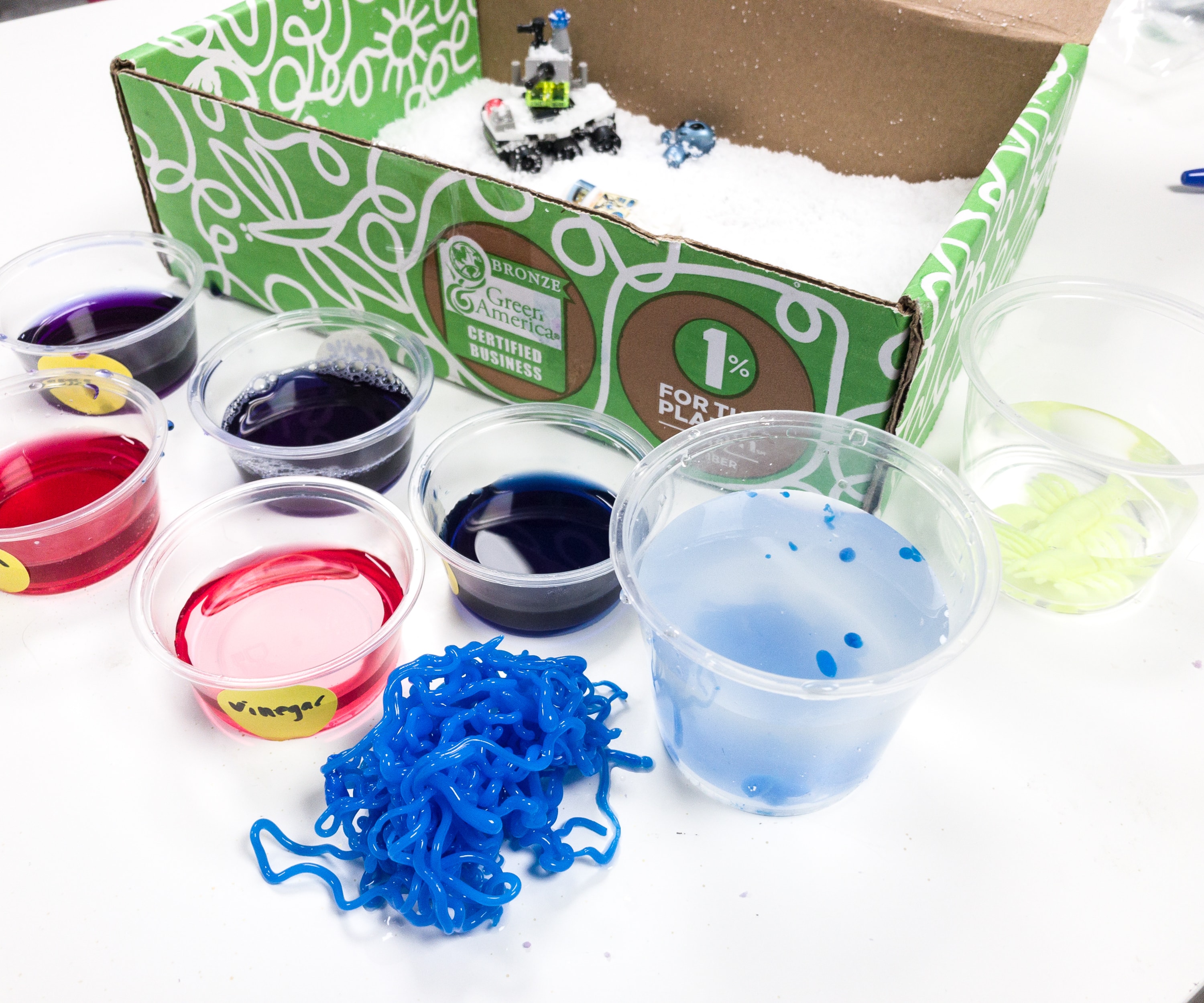 Green Kid Crafts CHEMISTRY LAB Subscription Box Review + 50% Off Coupon!