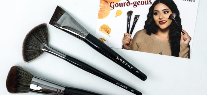 MorpheMe Brush Club October 2019 Subscription Box Review + Free Brush Coupon!