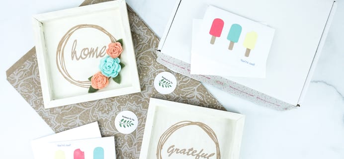 Confetti Grace Subscription Box Review + Coupon – FELT FLOWER WREATH