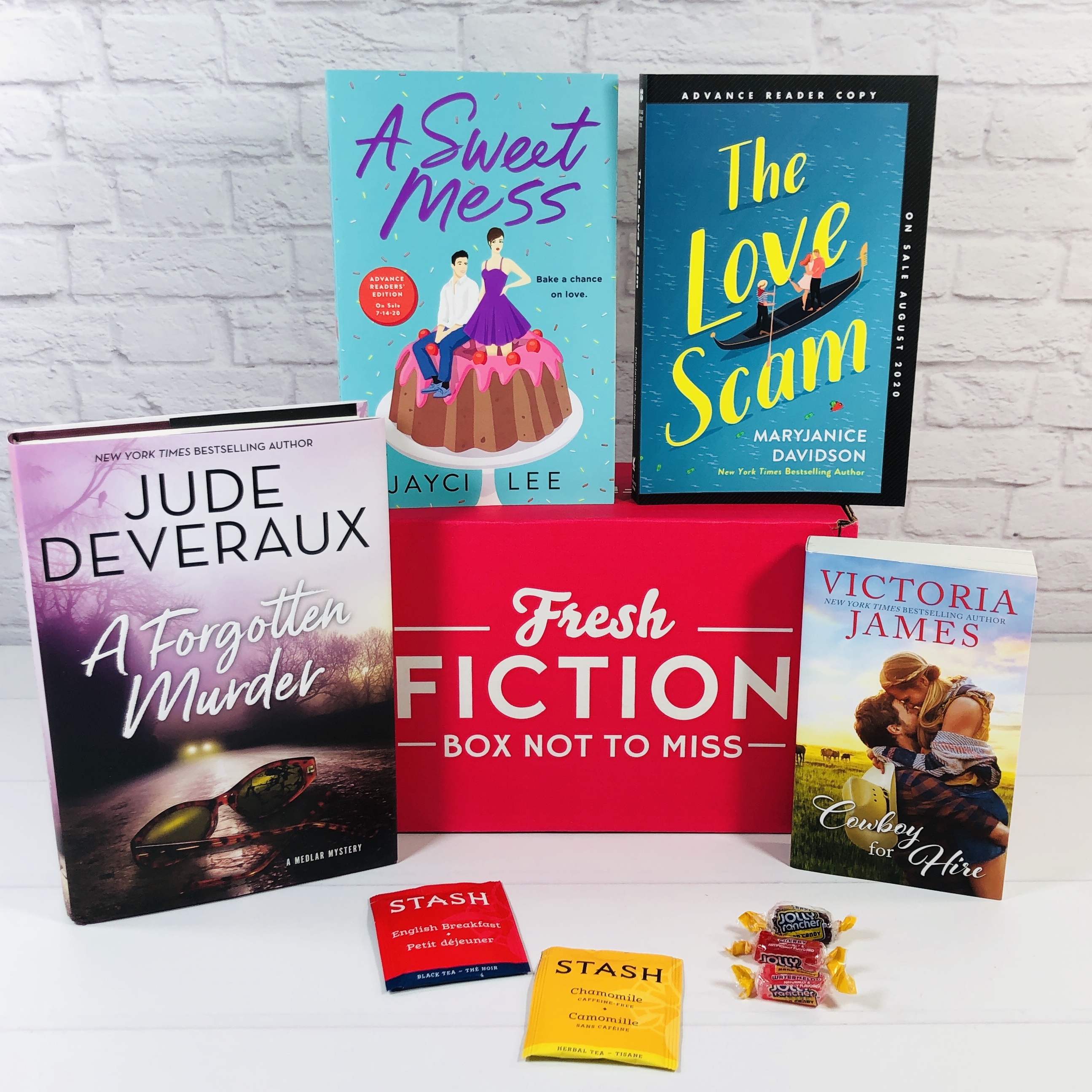 Fresh Fiction Box June 2020 Subscription Box Review + Coupon