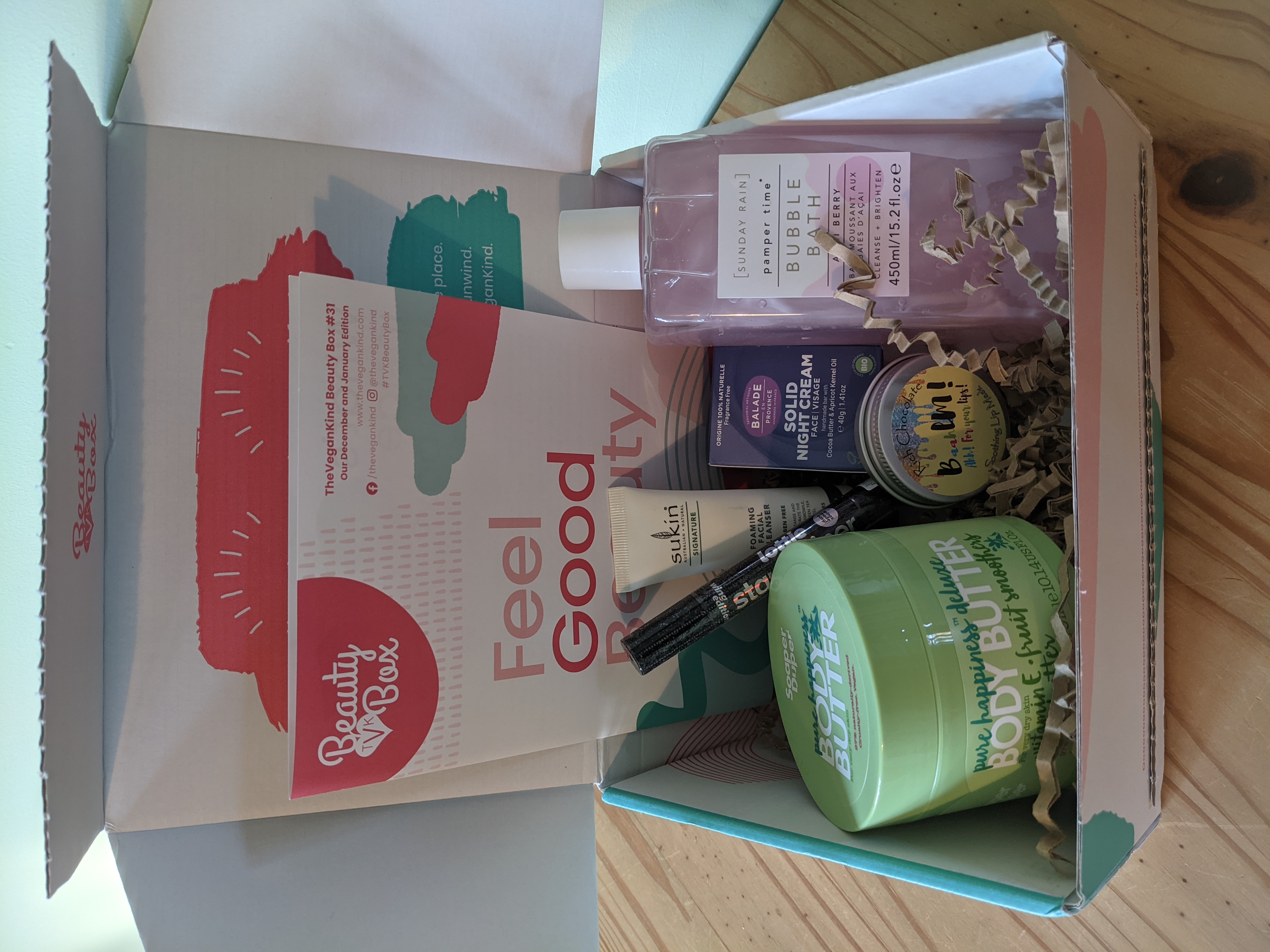 The Vegan Kind Subscription Beauty Box Review + Coupon – Box #31 December 2020 and January 2021