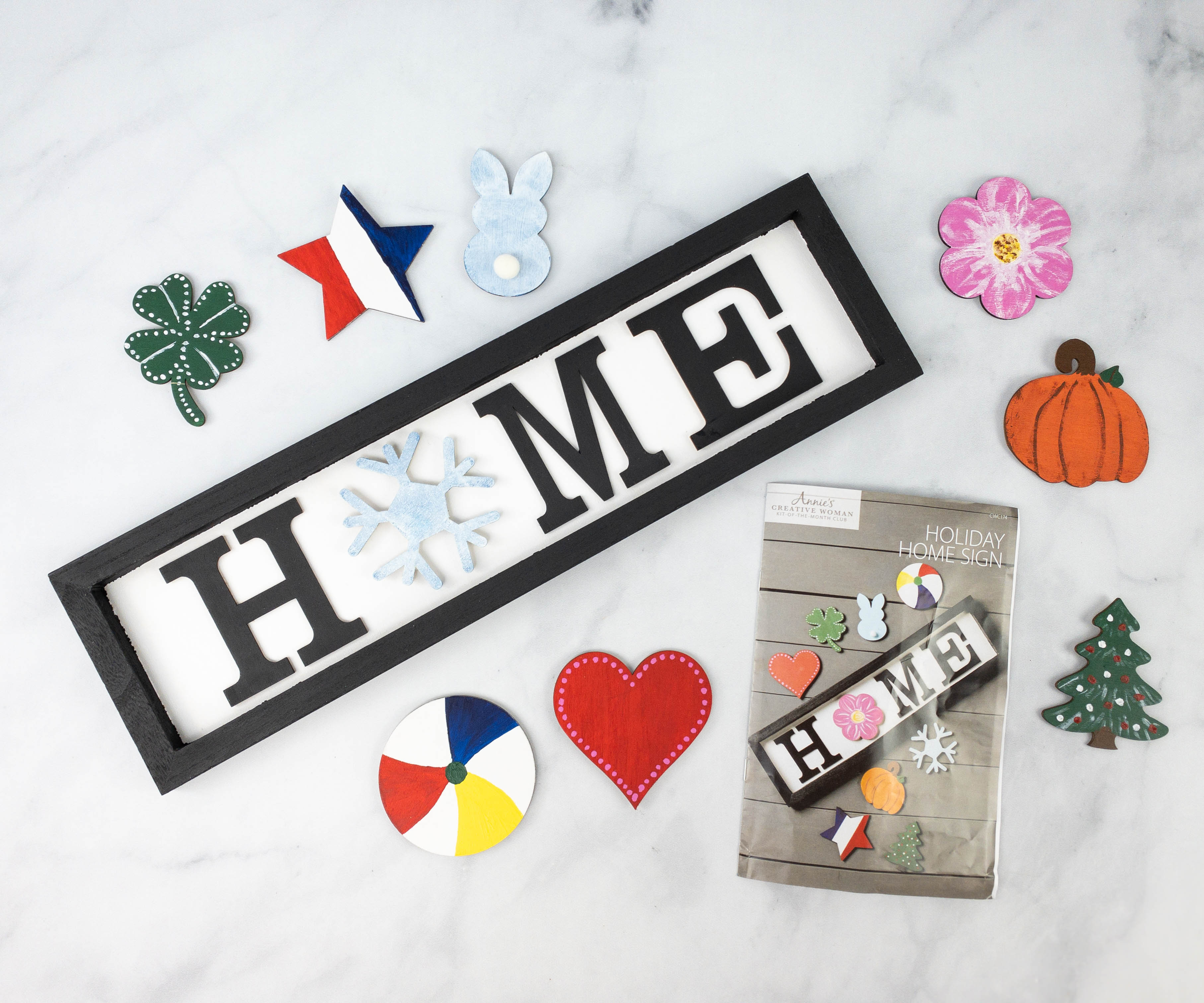 Annie’s Creative Woman Kit-of-the-Month Club Review + Coupon – HOLIDAY HOME SIGN